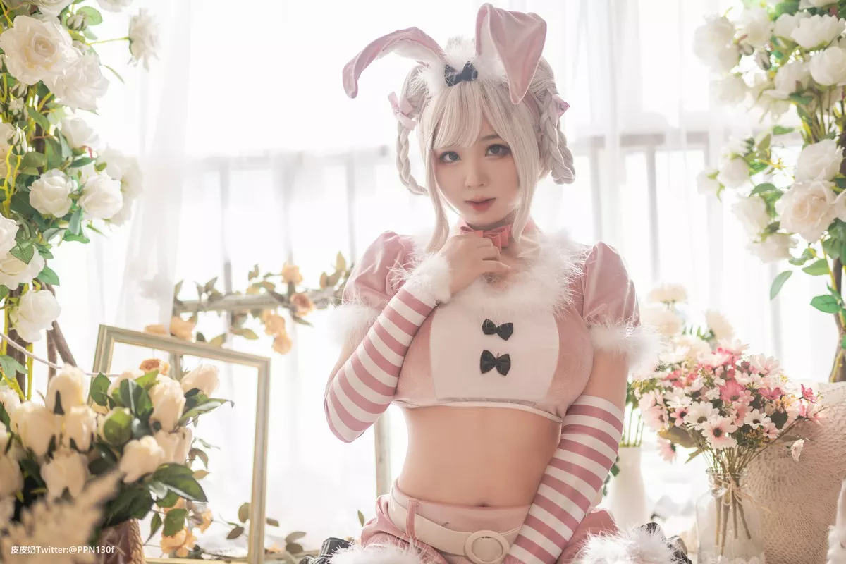 网络美女皮皮奶粉色兔兔主题私房性感粉色服饰露傲人豪乳遮点极致诱惑写真71P