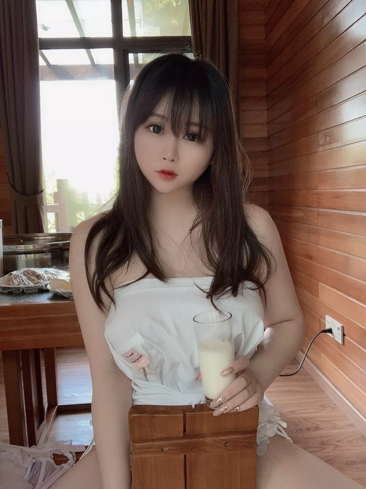 蜜桃少女是依酱呀夏日主题私房性感白色薄透情趣内衣秀完美身材惹火诱惑写真50P