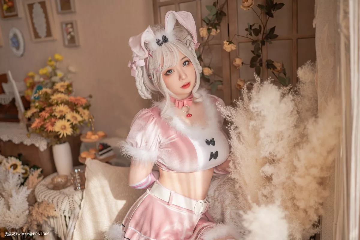 网络美女皮皮奶粉色兔兔主题私房性感粉色服饰露傲人豪乳遮点极致诱惑写真71P