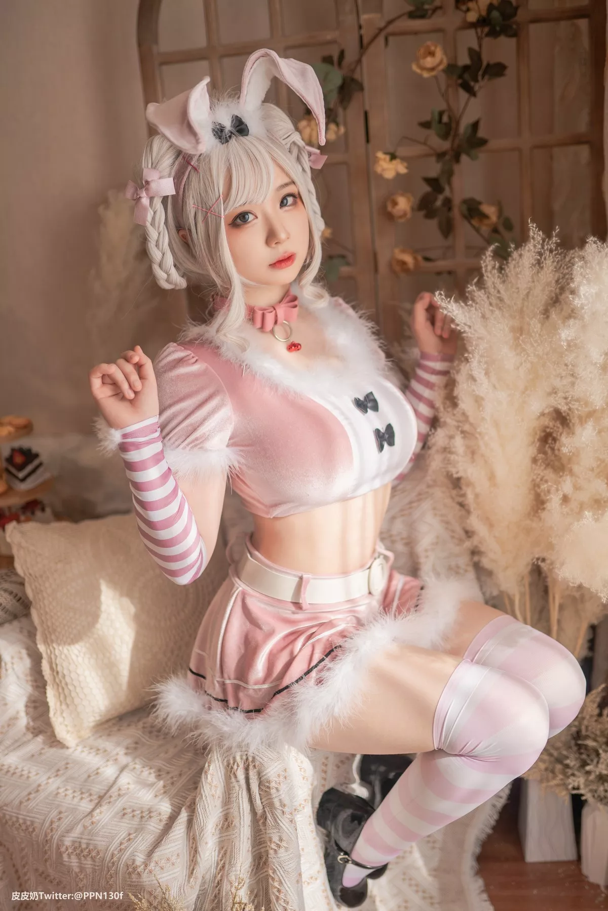 网络美女皮皮奶粉色兔兔主题私房性感粉色服饰露傲人豪乳遮点极致诱惑写真71P