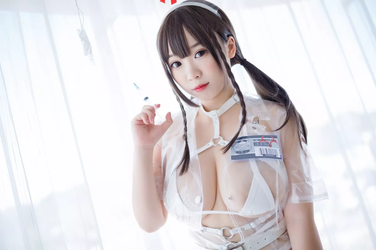 网络美女胡桃猫Kurumineko透明护士主题透明装露白色带子内衣丰满诱惑写真178P