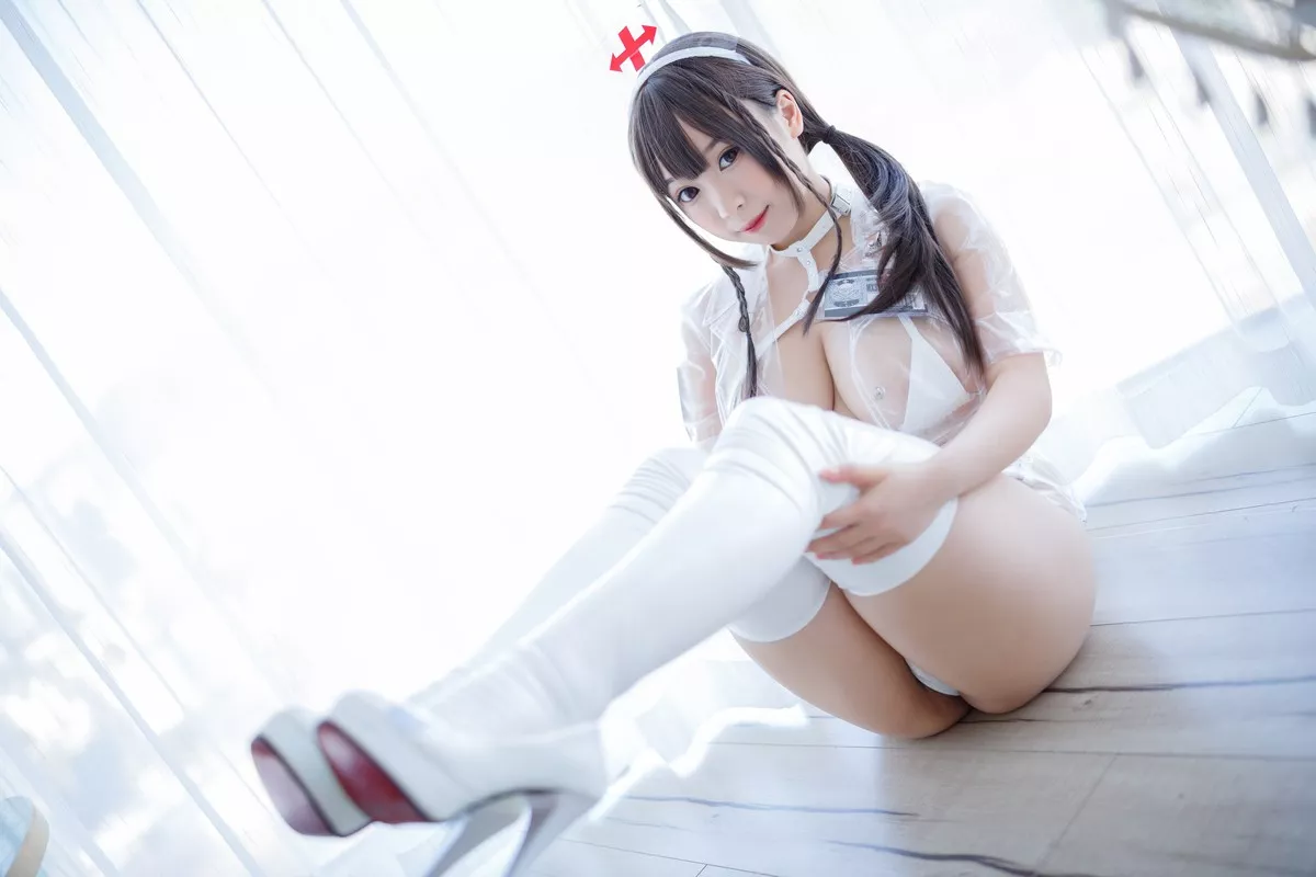 网络美女胡桃猫Kurumineko透明护士主题透明装露白色带子内衣丰满诱惑写真178P