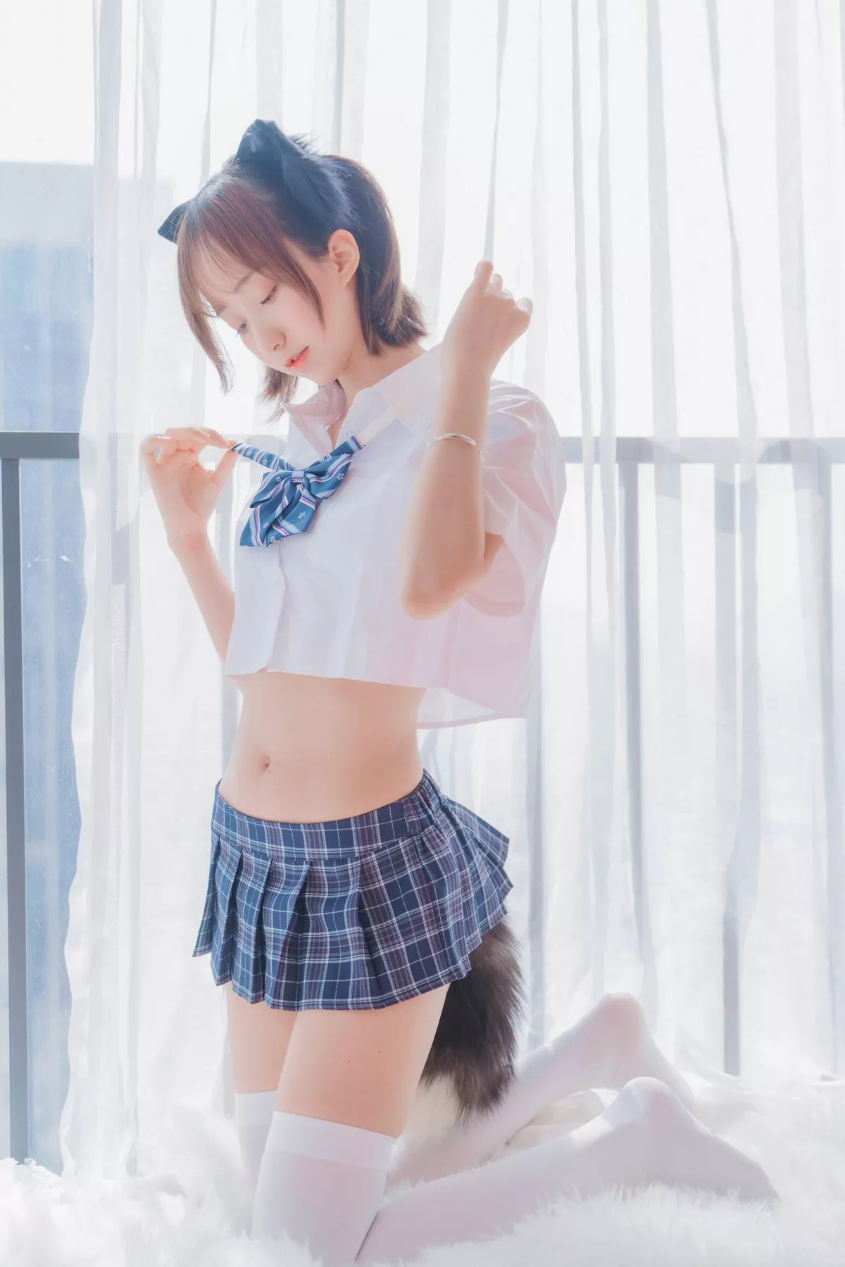 萌系小姐姐木绵绵OwO怀中猫主题私房猫女郎装扮性感短裙秀翘臀撩人诱惑写真68P