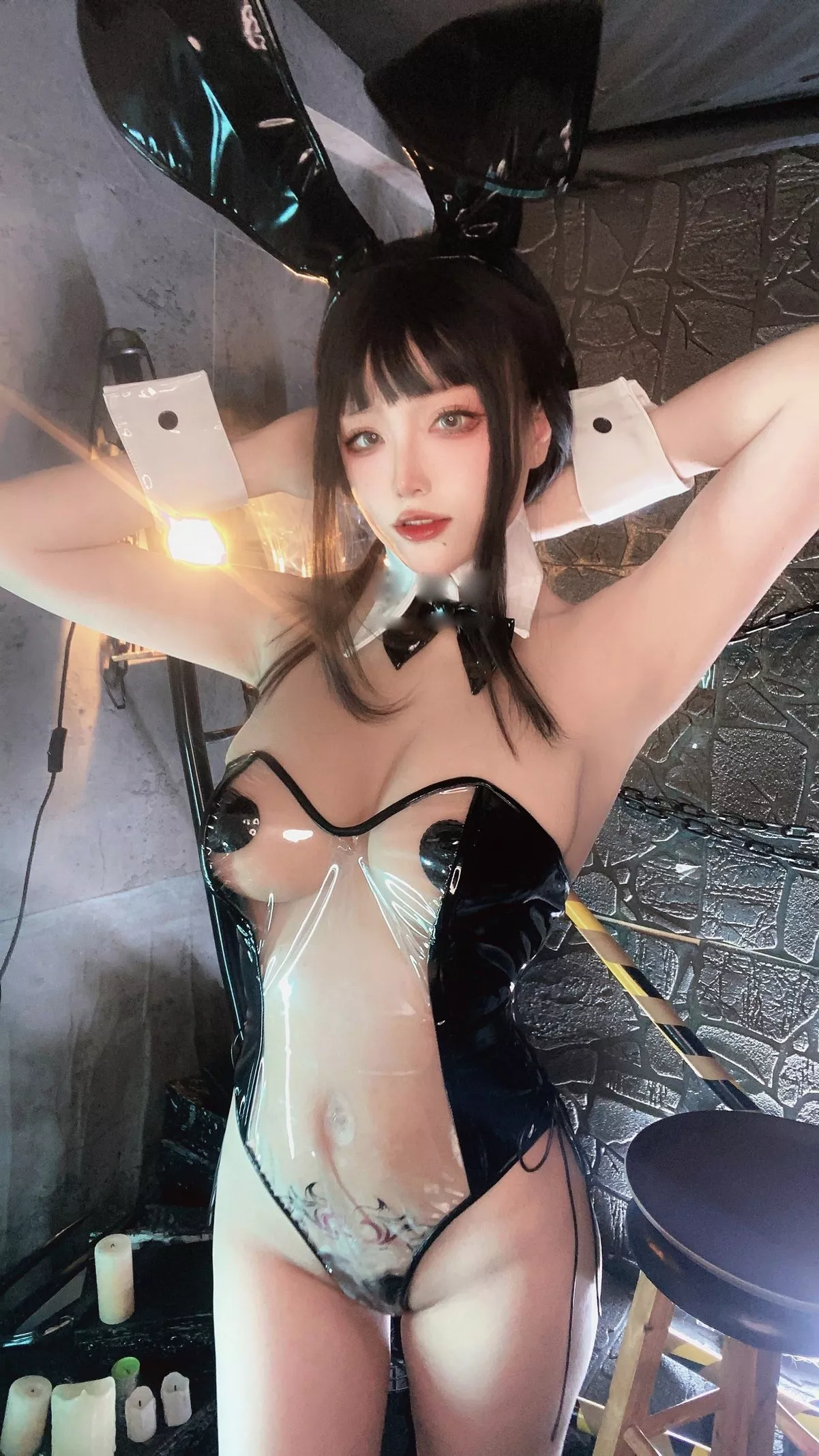 网络美女起司块透明兔女郎主题私房透明皮质连体衣秀惹火身材极致诱惑写真33P