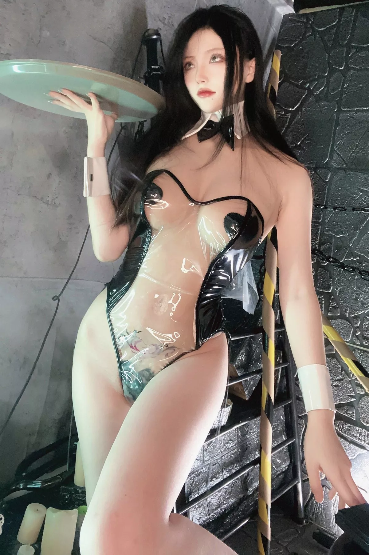 网络美女起司块透明兔女郎主题私房透明皮质连体衣秀惹火身材极致诱惑写真33P