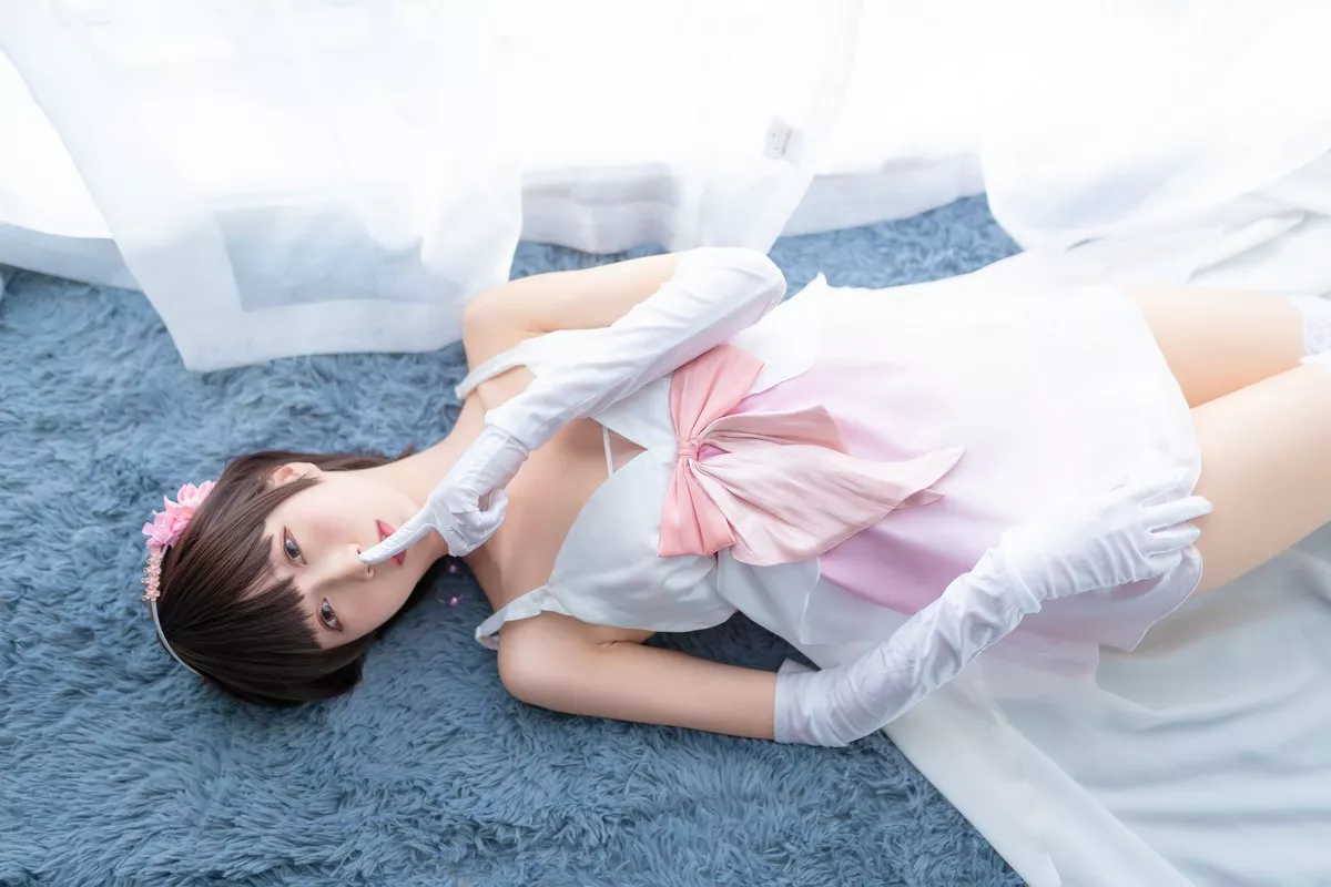 萌系小姐姐木绵绵OwO加藤惠cos礼服主题私房性感礼服配白色蕾丝袜诱惑写真39P