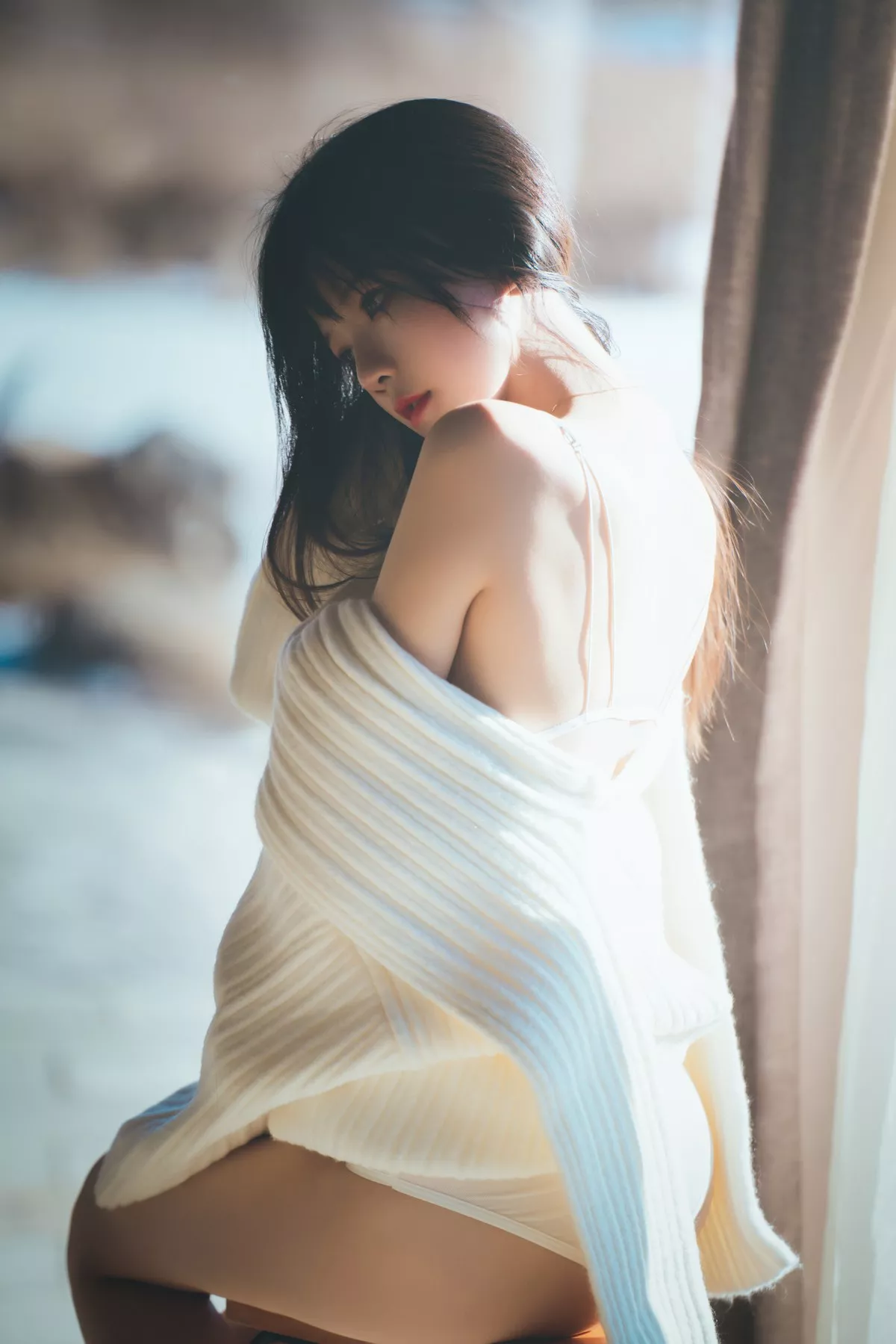 网络美女桜桃喵暖暖系列主题私房性感白色毛衣配白色内衣秀完美身材诱惑写真71P