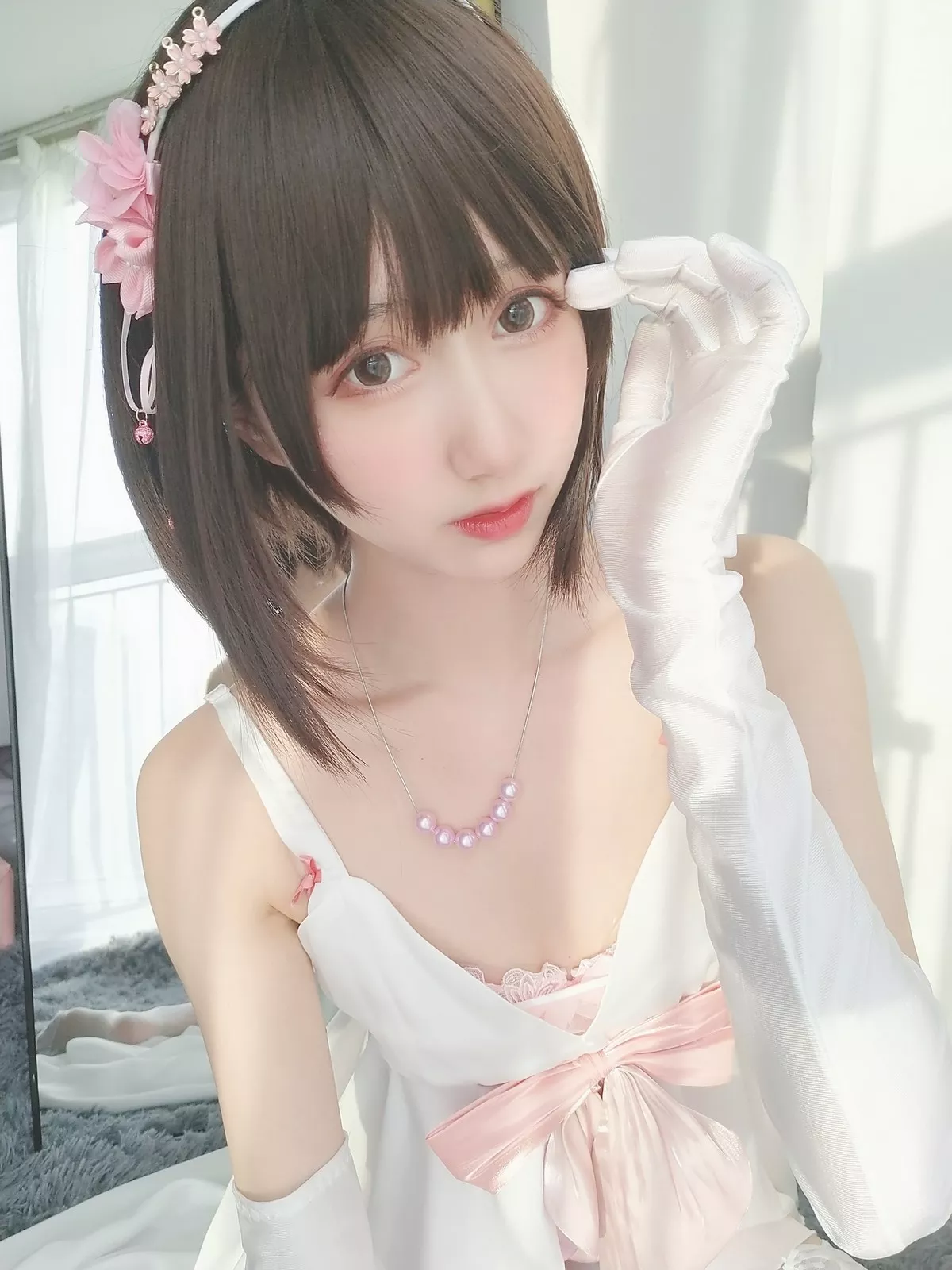 萌系小姐姐木绵绵OwO加藤惠cos礼服主题私房性感礼服配白色蕾丝袜诱惑写真39P