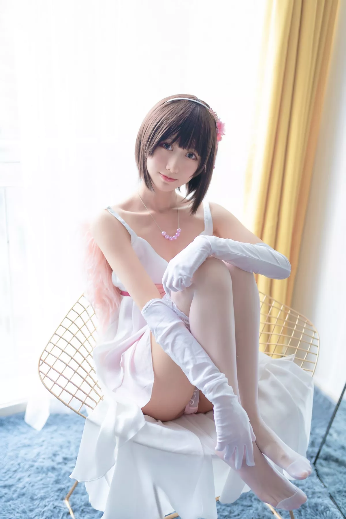 萌系小姐姐木绵绵OwO加藤惠cos礼服主题私房性感礼服配白色蕾丝袜诱惑写真39P