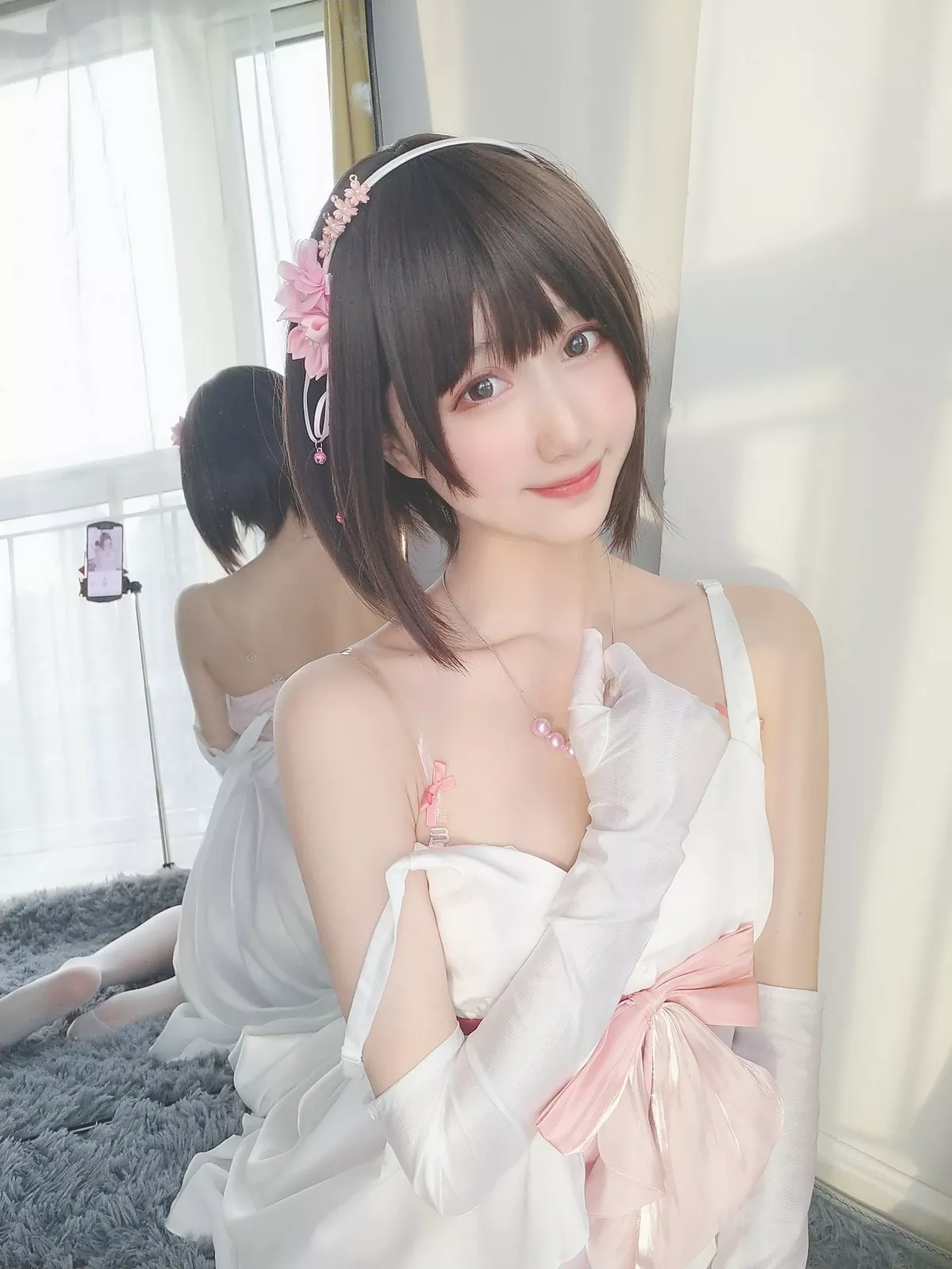 萌系小姐姐木绵绵OwO加藤惠cos礼服主题私房性感礼服配白色蕾丝袜诱惑写真39P