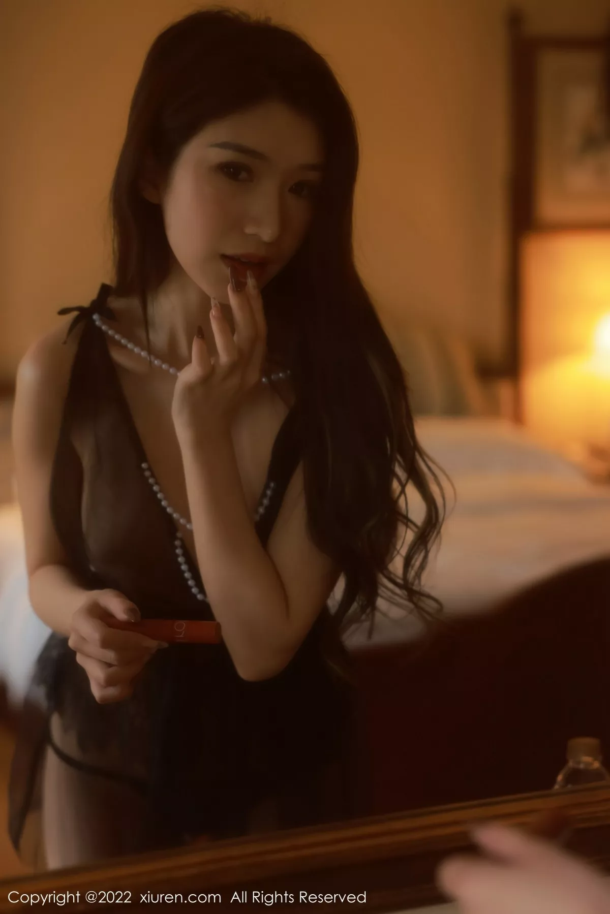 XiuRen第5185期_模特hebe韩心雨澳门旅拍黑色轻透薄纱裙露丁字裤秀翘臀诱惑写真62P