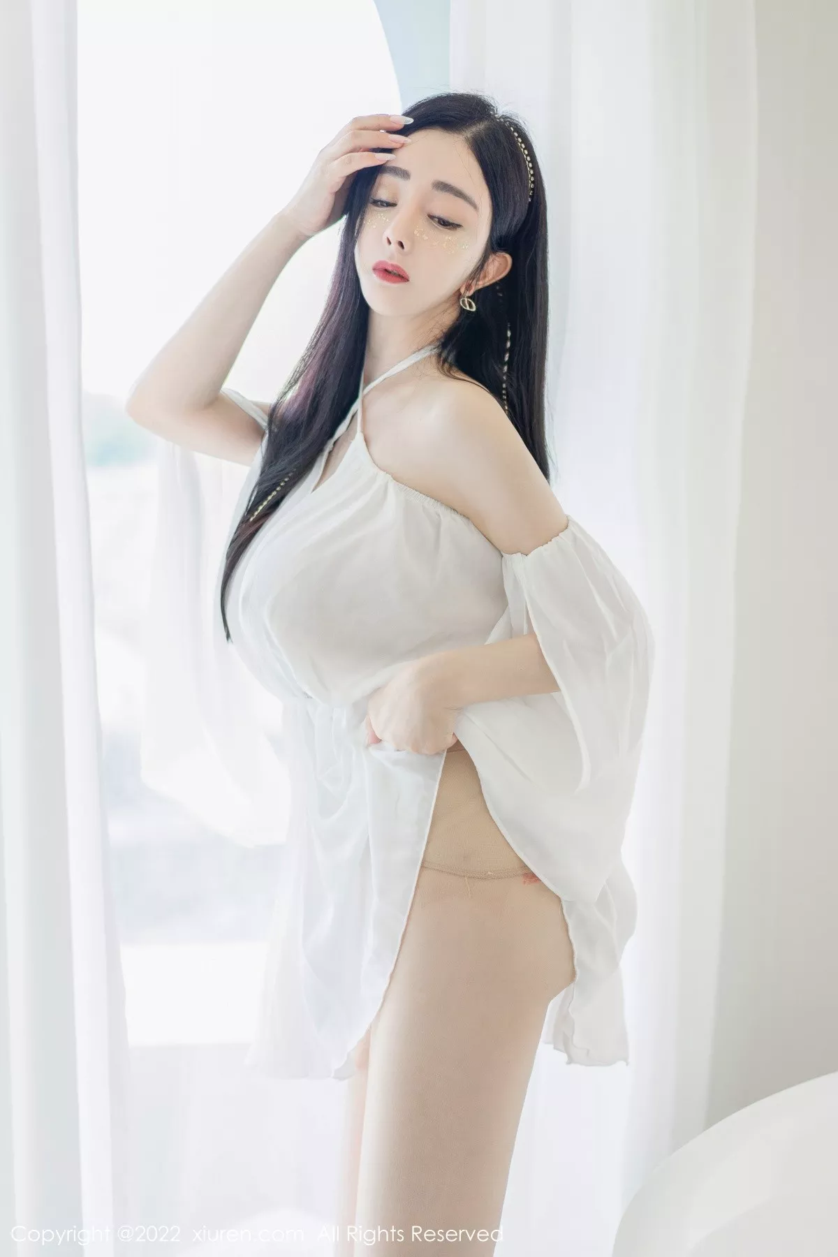 XiuRen第5188期_模特允爾云南心愿旅拍浴室白色轻透服饰湿身秀丰满身材诱惑写真51P