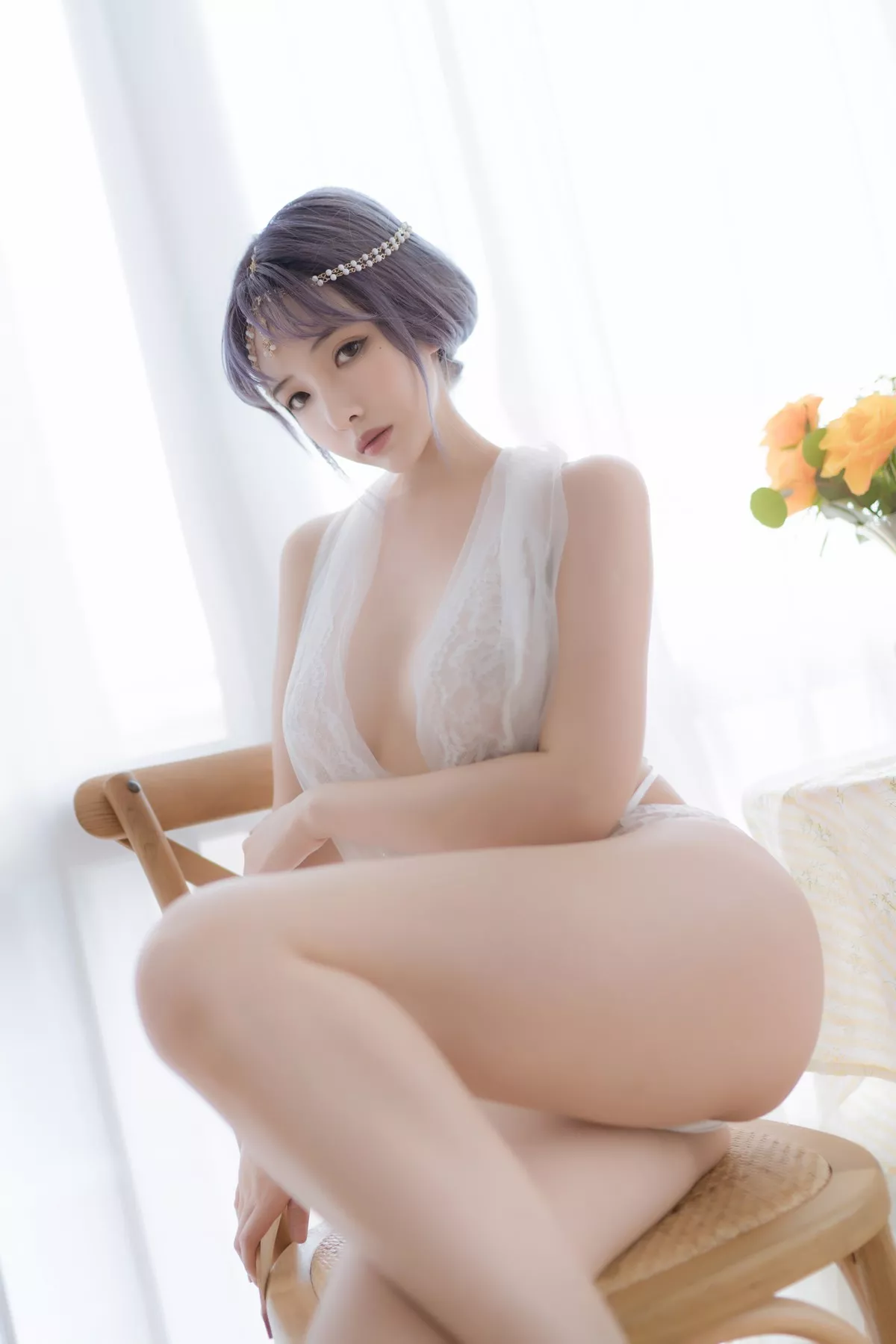 动漫博主雯妹不讲道理白色希腊主题私房性感白色缕空蕾丝内衣惹火诱惑写真36P