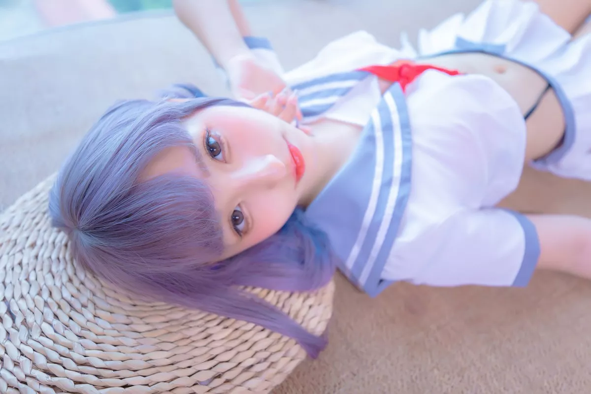 萝莉美女神楽坂真冬灰丝JK主题私房性感超短JK服饰配灰丝袜秀美腿诱惑写真75P