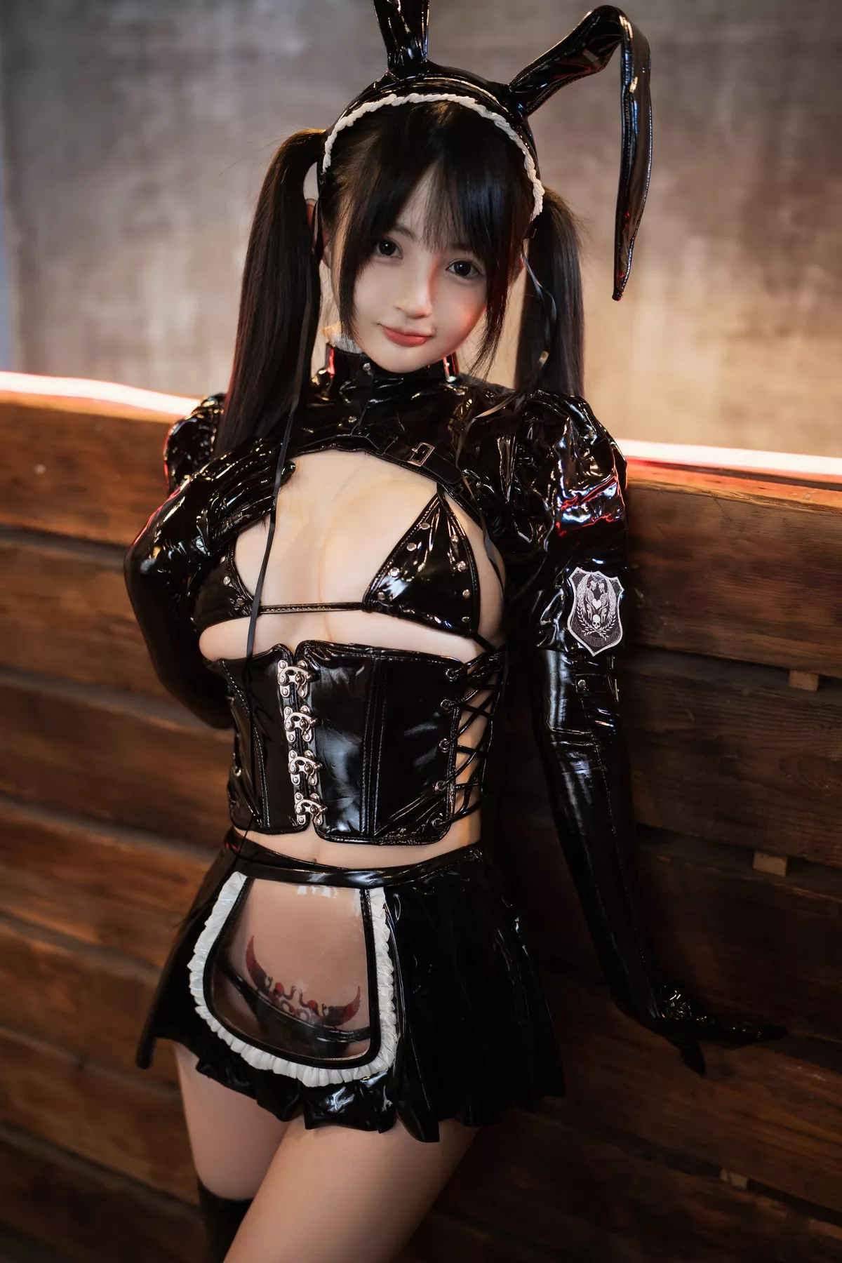 网络美女桜井宁宁胶衣妹抖主题性感黑色皮质服饰露三点式内衣完美诱惑写真70P