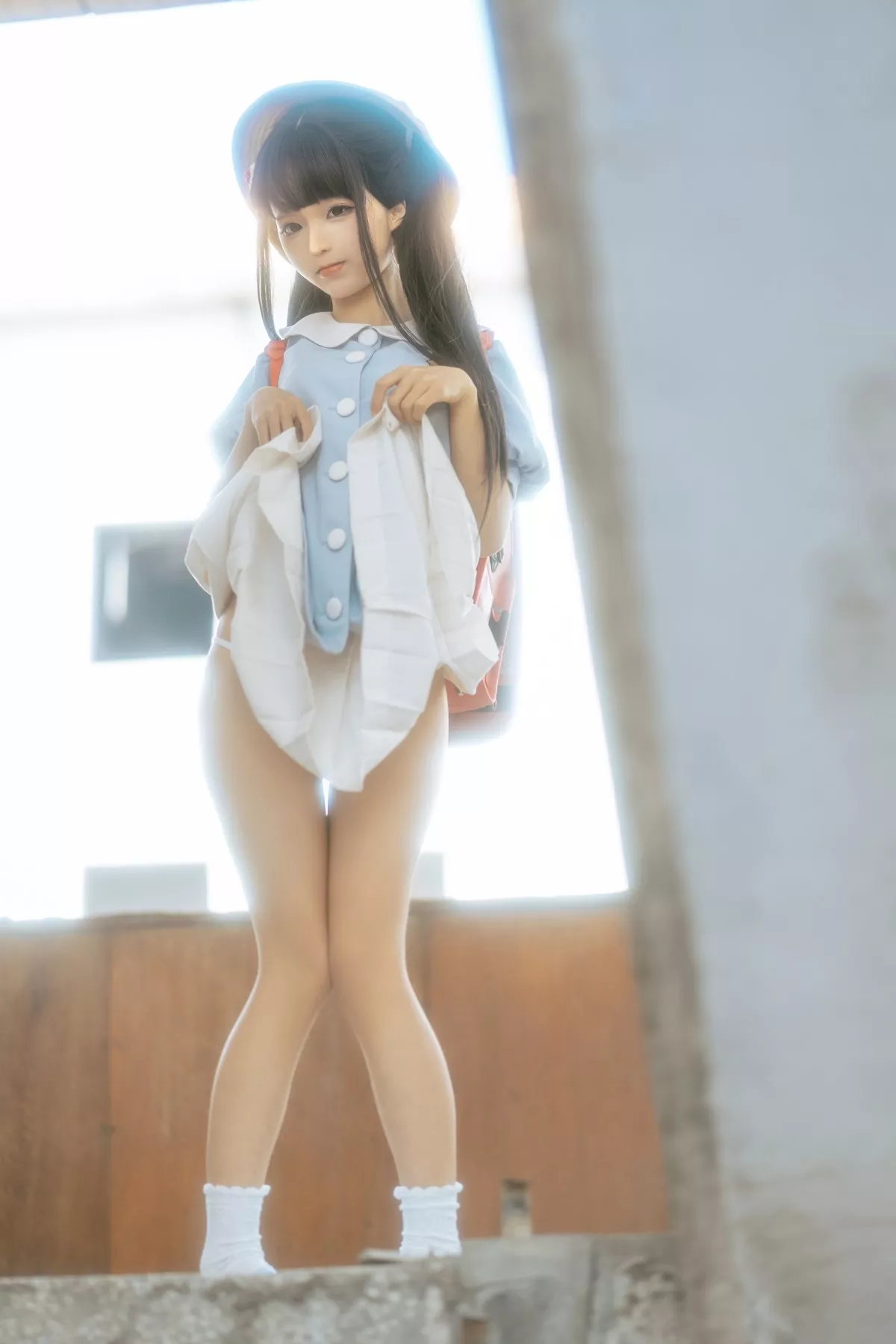 动漫博主蠢沫沫小黄帽绅士版主题户外性感服饰半脱露豪乳创可贴遮点诱惑写真156P