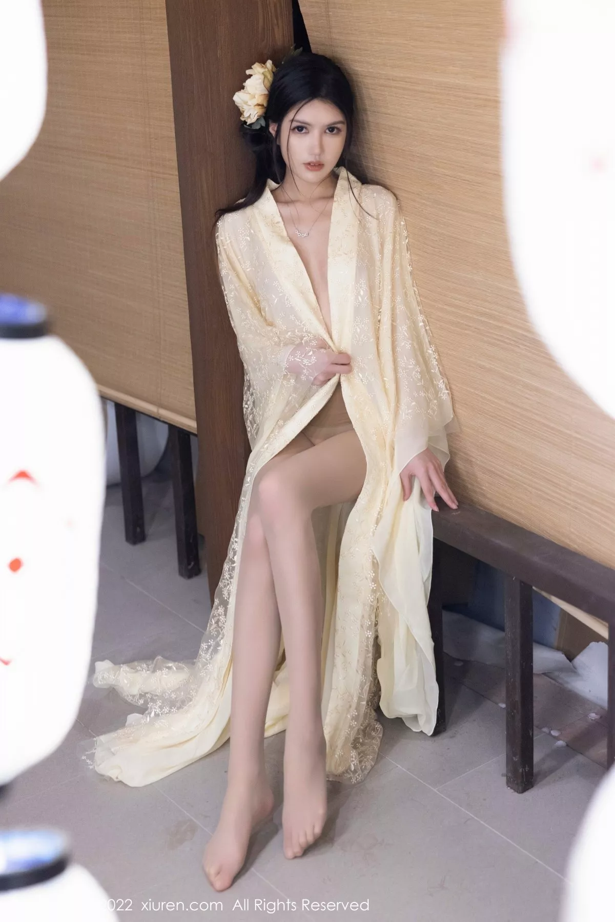XiuRen第5387期_模特媛媛酱belle淡黄轻透古装服配超薄肉丝秀惹火身材诱惑写真60P