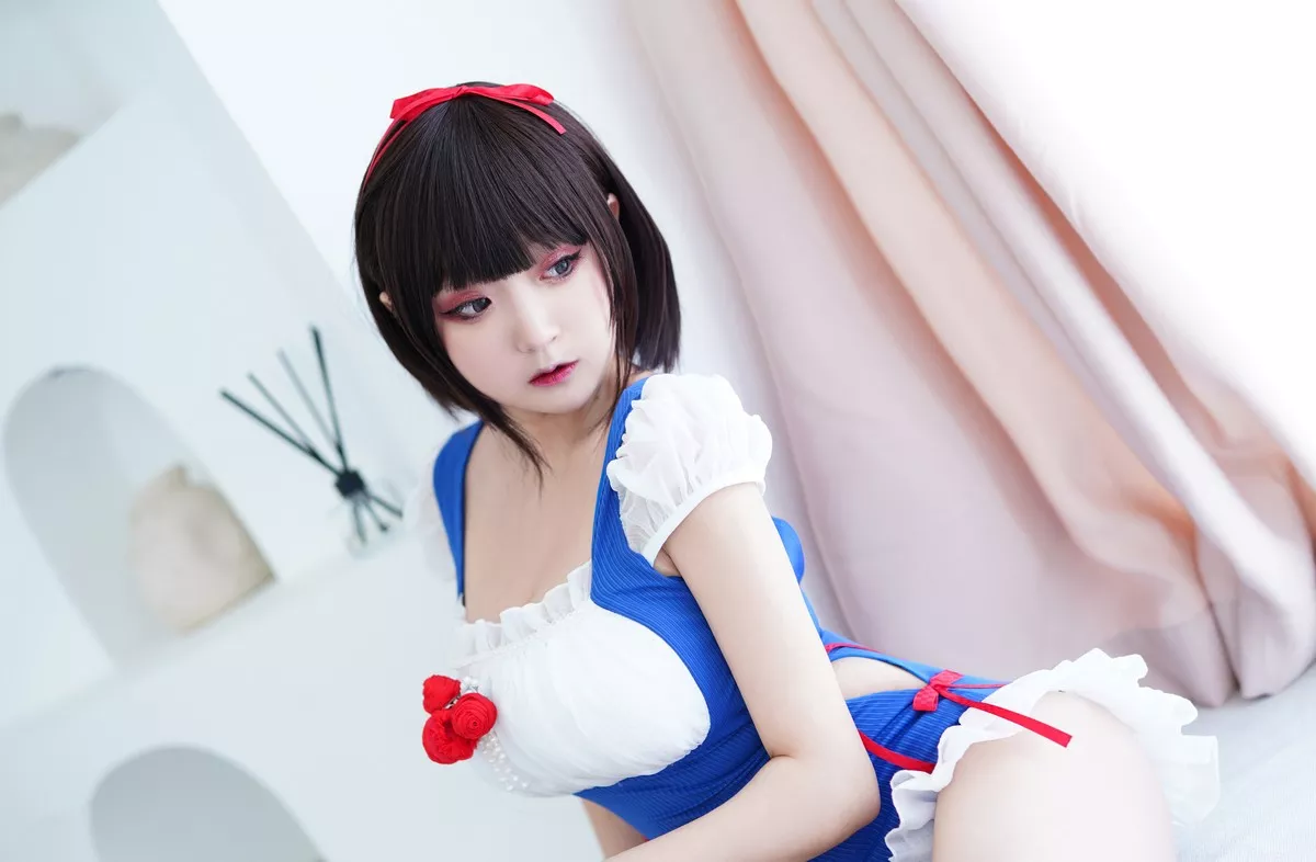 动漫博主恩田直幸夏日泳装白雪姬主题私房性感服饰配白丝袜秀美腿诱惑写真40P