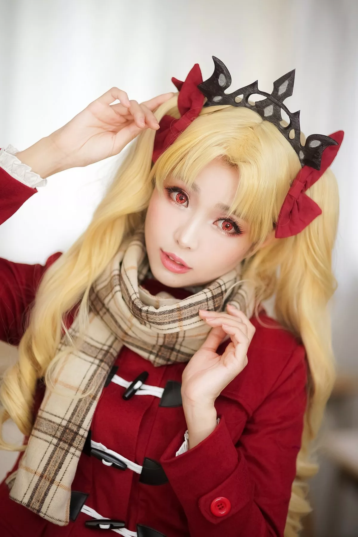 Coser妹子Ely_eee远坂凛JK主题灰色格子裙下超薄黑丝裤袜秀美腿性感迷人写真57P