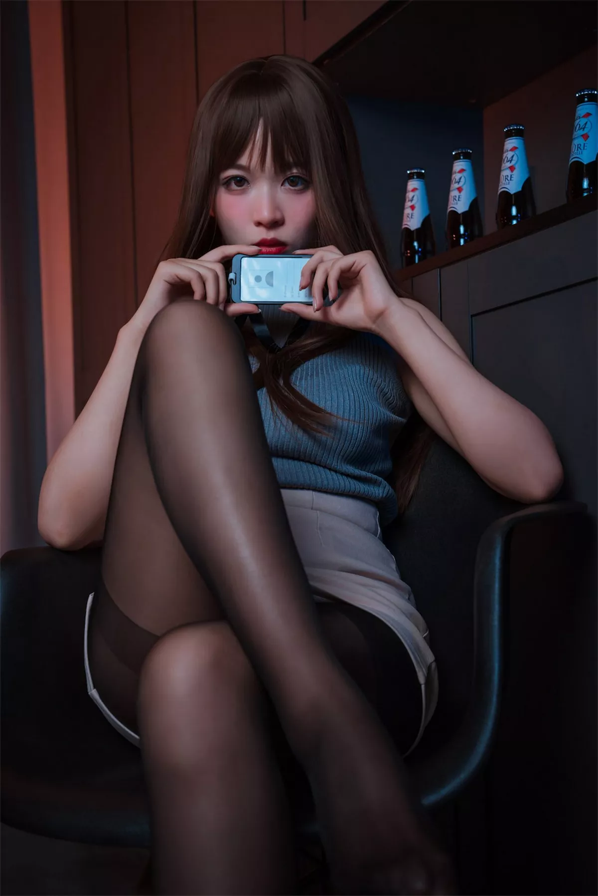 网络美女轩萧学姐微醺喝醉了ol主题私房白色短裙下超薄黑丝秀翘臀美腿诱惑写真57P