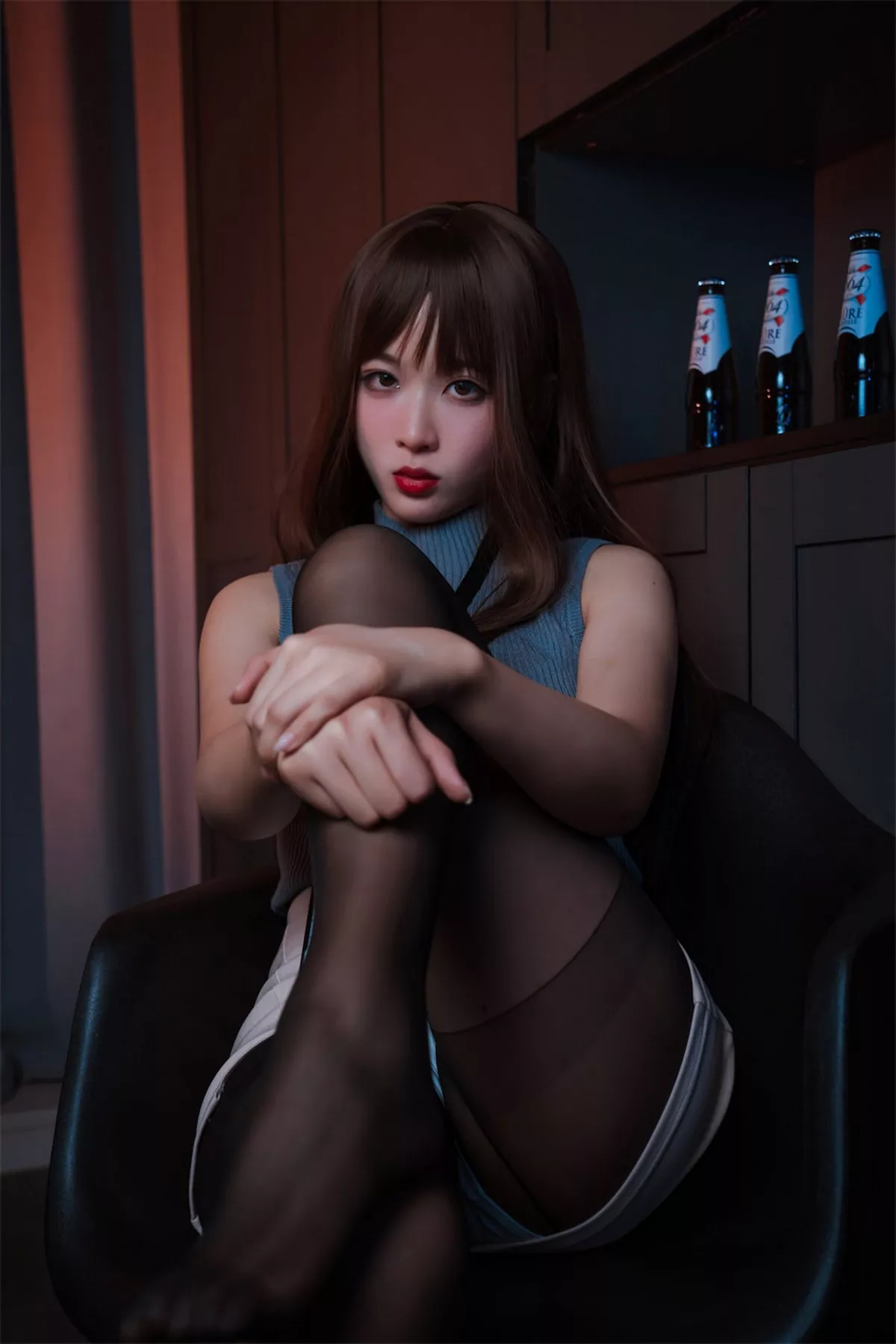 网络美女轩萧学姐微醺喝醉了ol主题私房白色短裙下超薄黑丝秀翘臀美腿诱惑写真57P