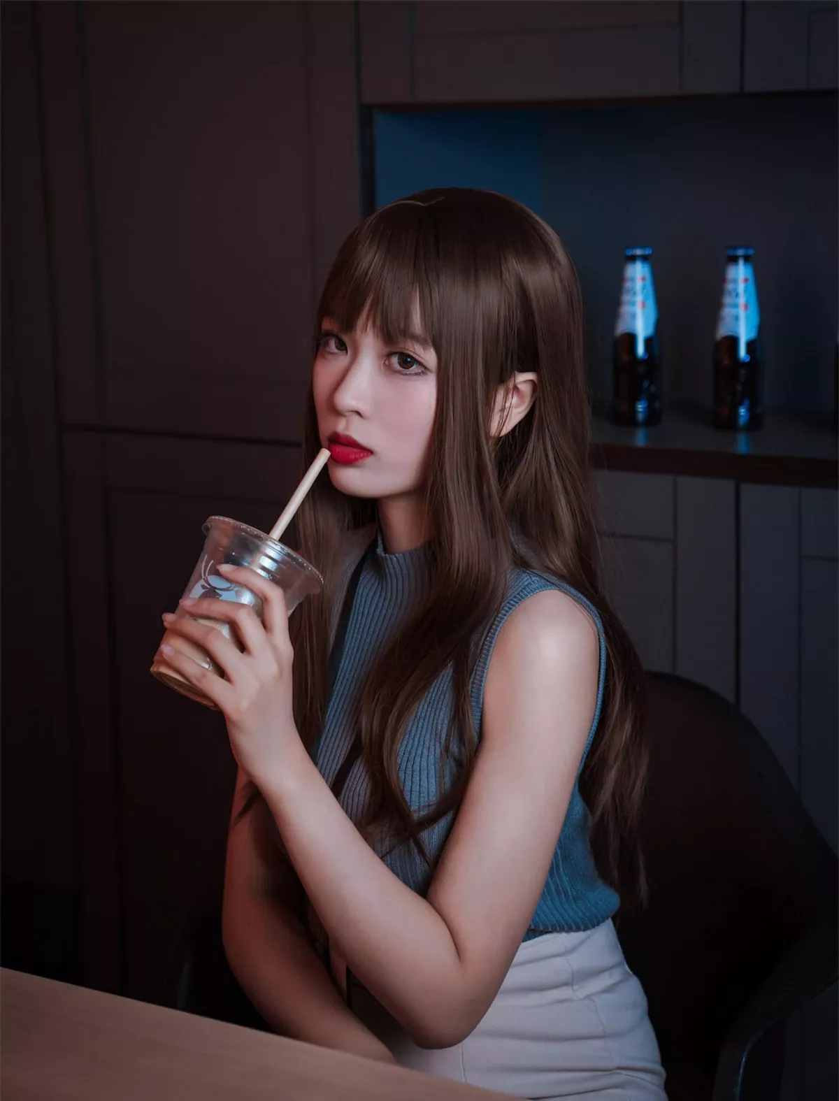 网络美女轩萧学姐微醺喝醉了ol主题私房白色短裙下超薄黑丝秀翘臀美腿诱惑写真57P