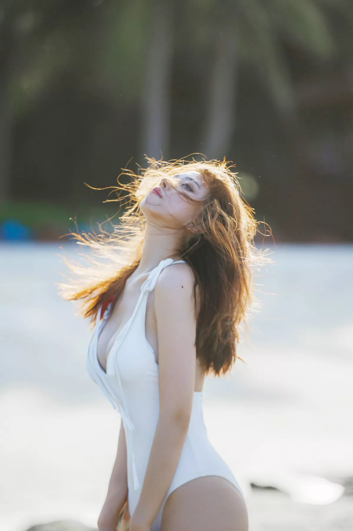 次元少女念雪ww日暮温柔主题户外海边性感白色连体比基尼秀完美身材诱惑写真39P