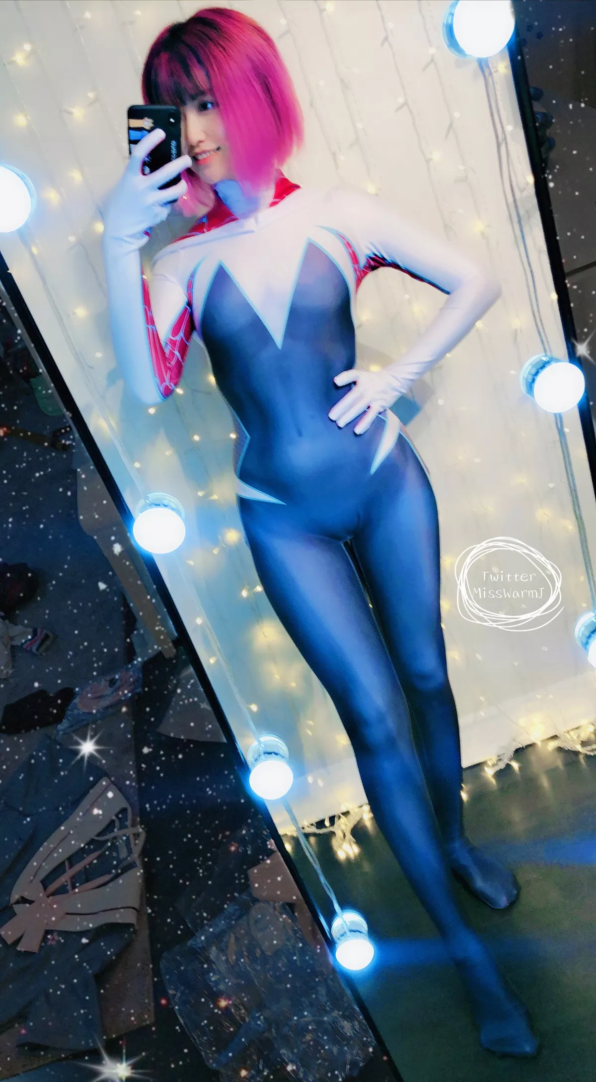 网络美女MisswarmJ-Spider Gwen主题私房性感紧身蜘蛛侠服饰秀完美身材诱惑写真43P