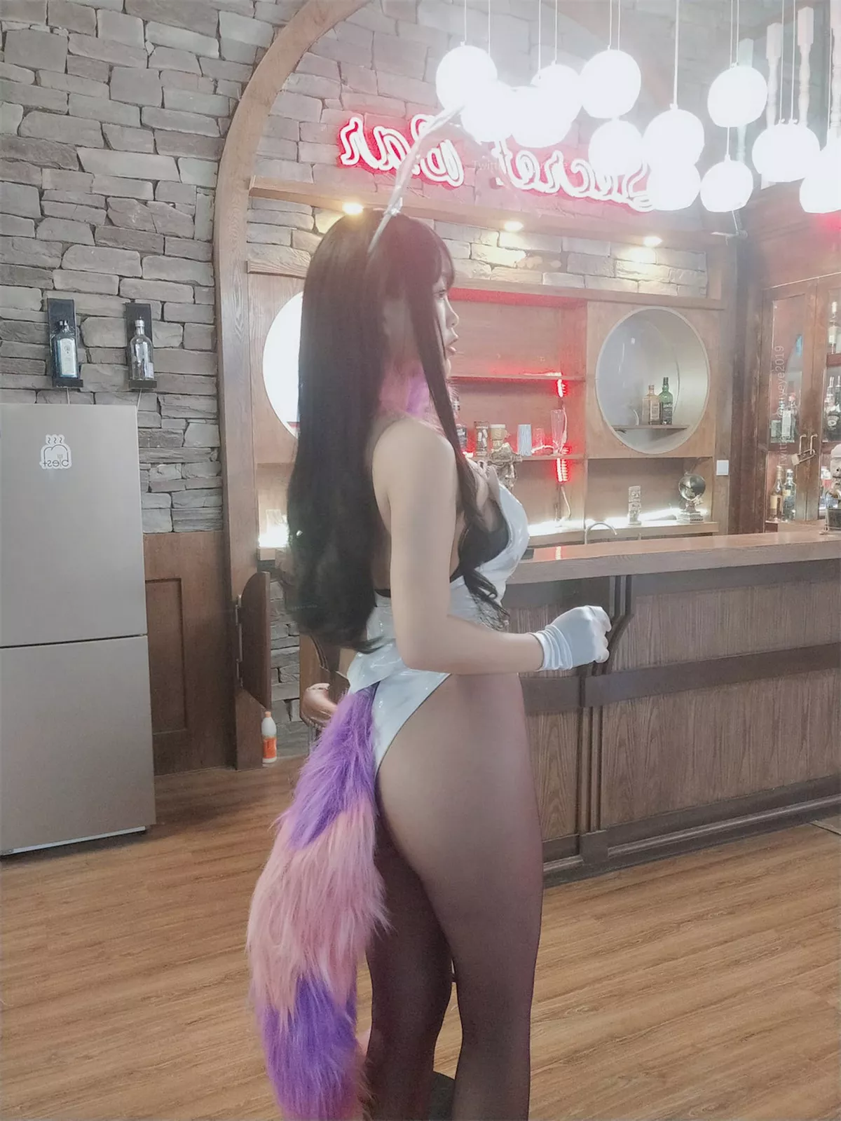 萌系小姐姐白烨恶魔姐姐兔女郎主题白色高叉连体衣配超薄黑丝秀美腿诱惑写真72P