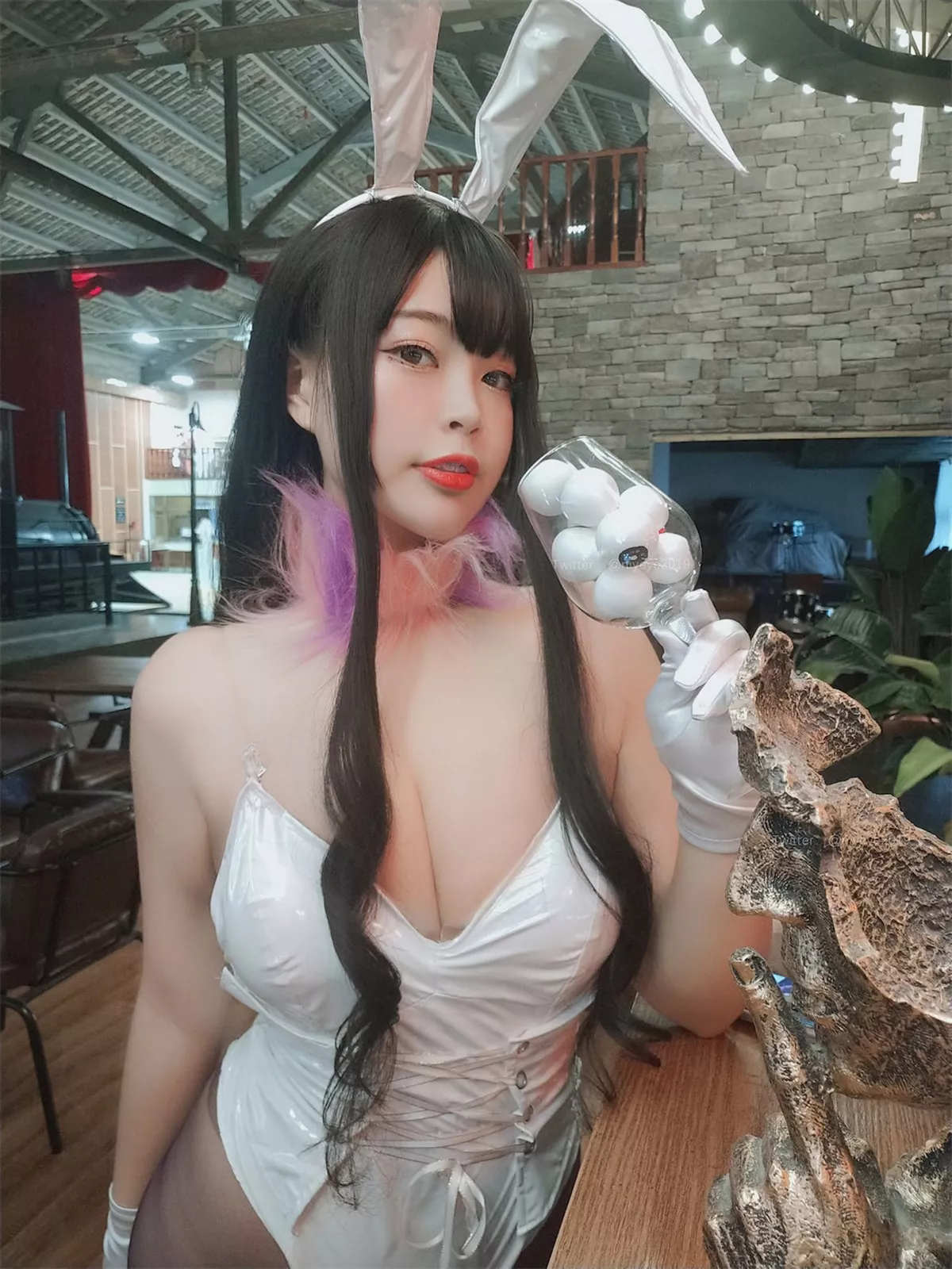 萌系小姐姐白烨恶魔姐姐兔女郎主题白色高叉连体衣配超薄黑丝秀美腿诱惑写真72P
