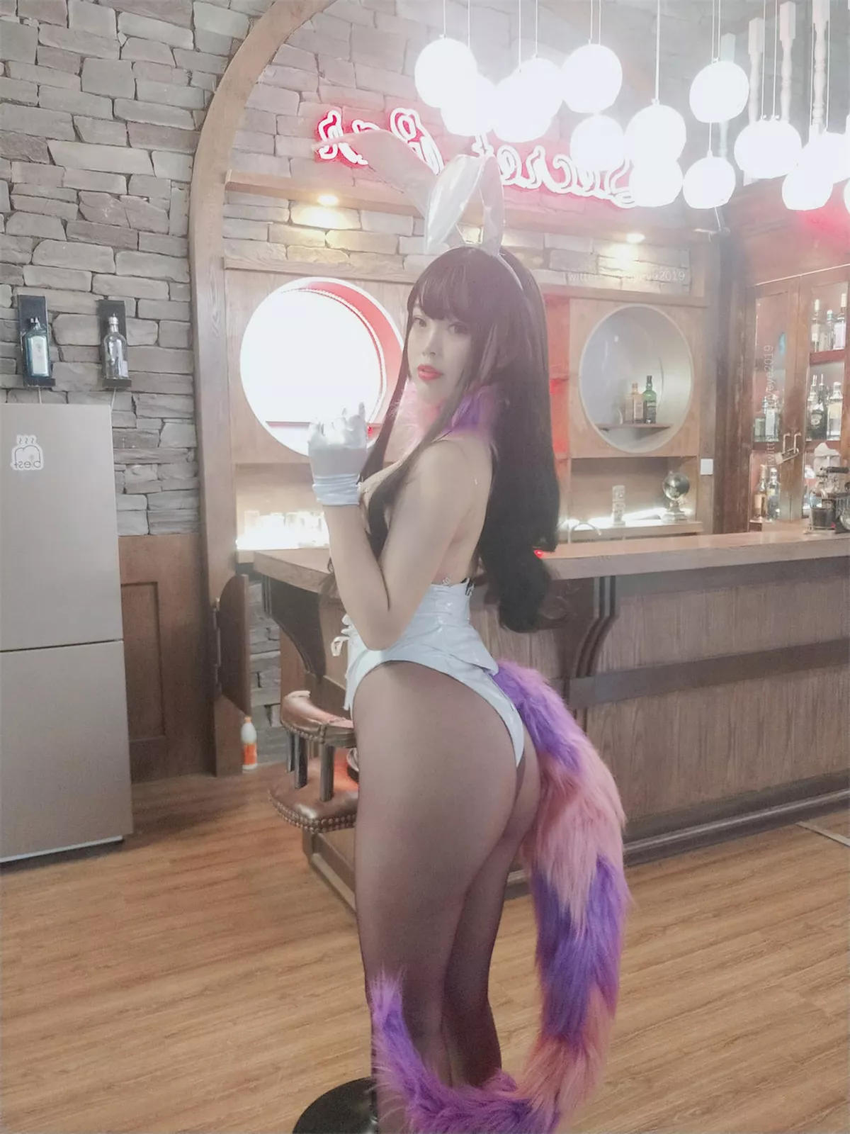 萌系小姐姐白烨恶魔姐姐兔女郎主题白色高叉连体衣配超薄黑丝秀美腿诱惑写真72P