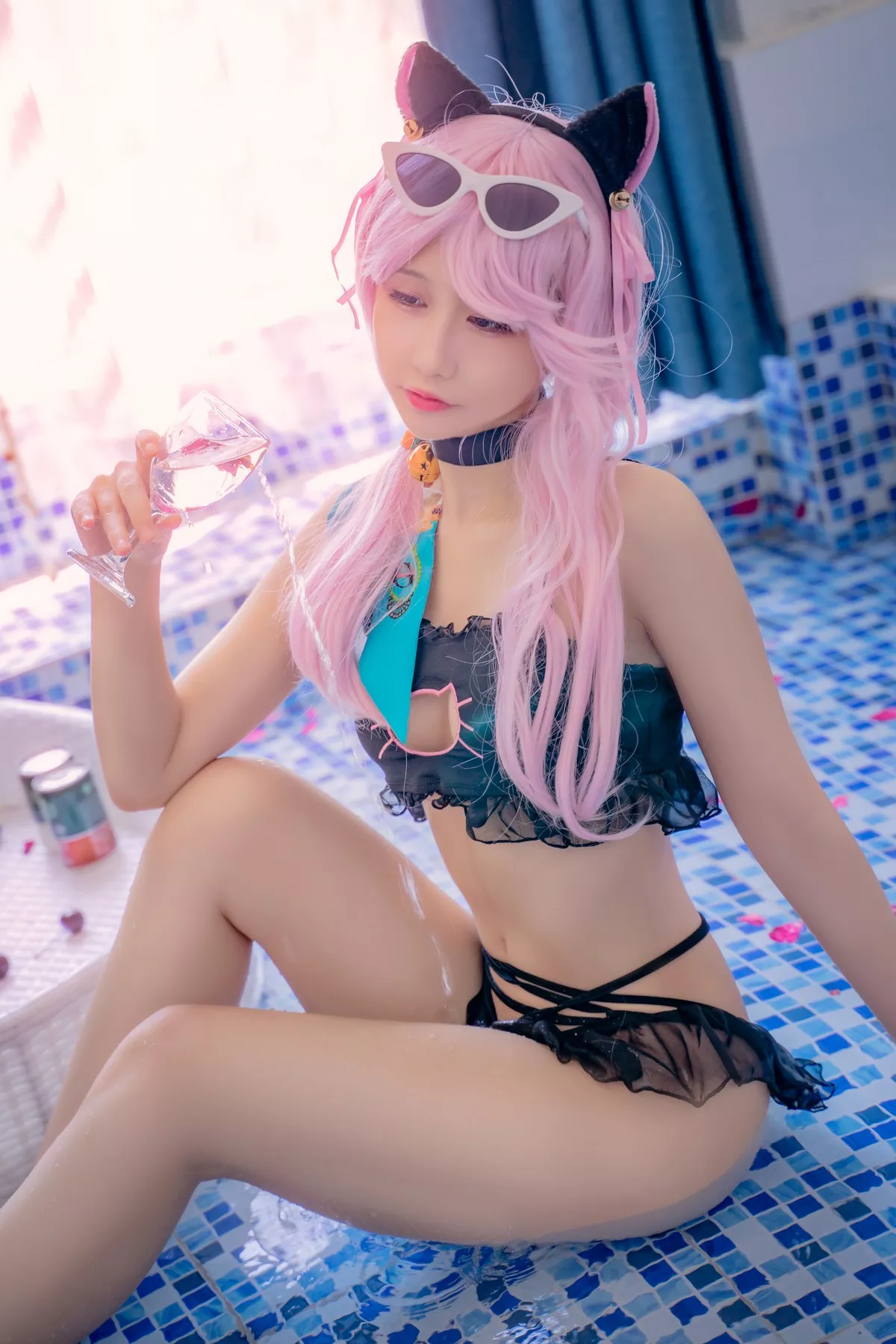 网络美女可可老师夏日双子主题私房性感姐妹花粉色情趣服饰秀完美身材诱惑写真42P