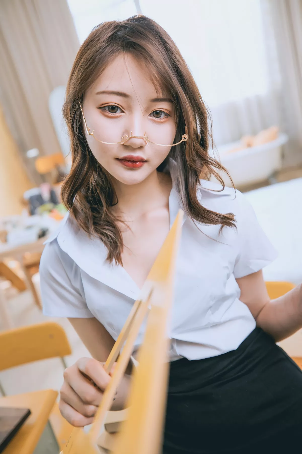 萝莉美女神楽板真冬百合教室主题教室里师生情主题性感白T配黑丝袜诱惑写真150P