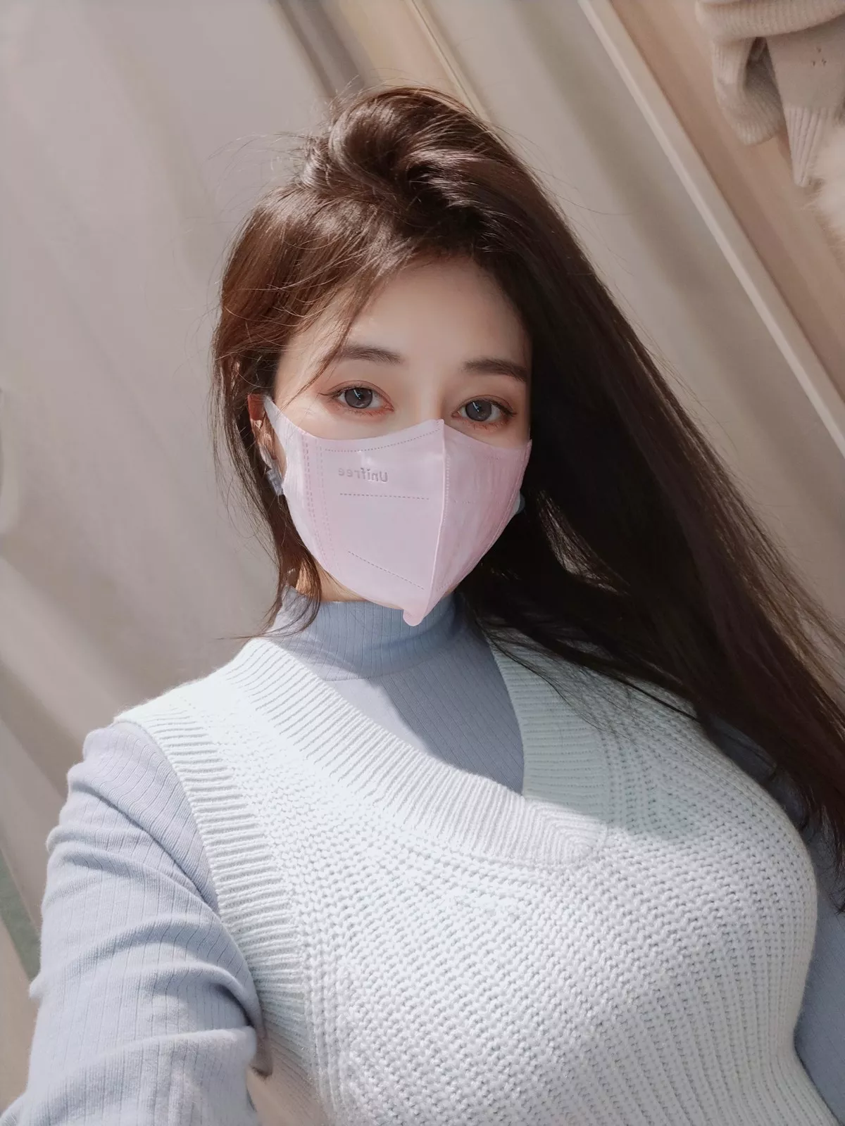 Coser小姐姐白银试着室主题半脱露性感蕾丝内衣配肉丝吊袜秀豪乳翘臀诱惑写真80P