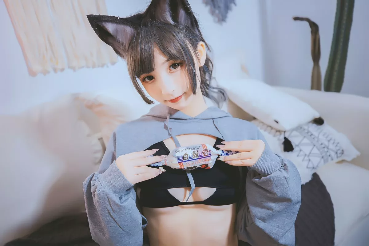 萝莉美女神楽板真冬狼妹&兔娘主题私房性感服饰系列秀完美身材迷人诱惑写真150P