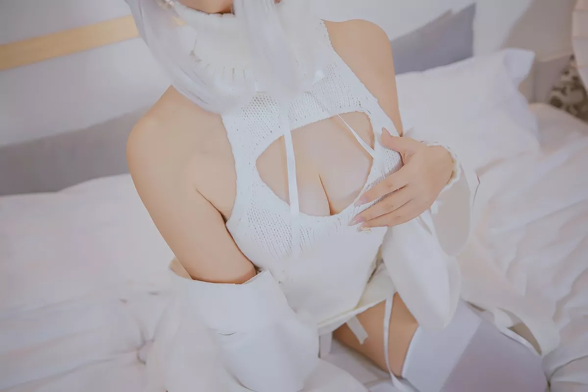 萝莉美女神楽板真冬狼妹&兔娘主题私房性感服饰系列秀完美身材迷人诱惑写真150P