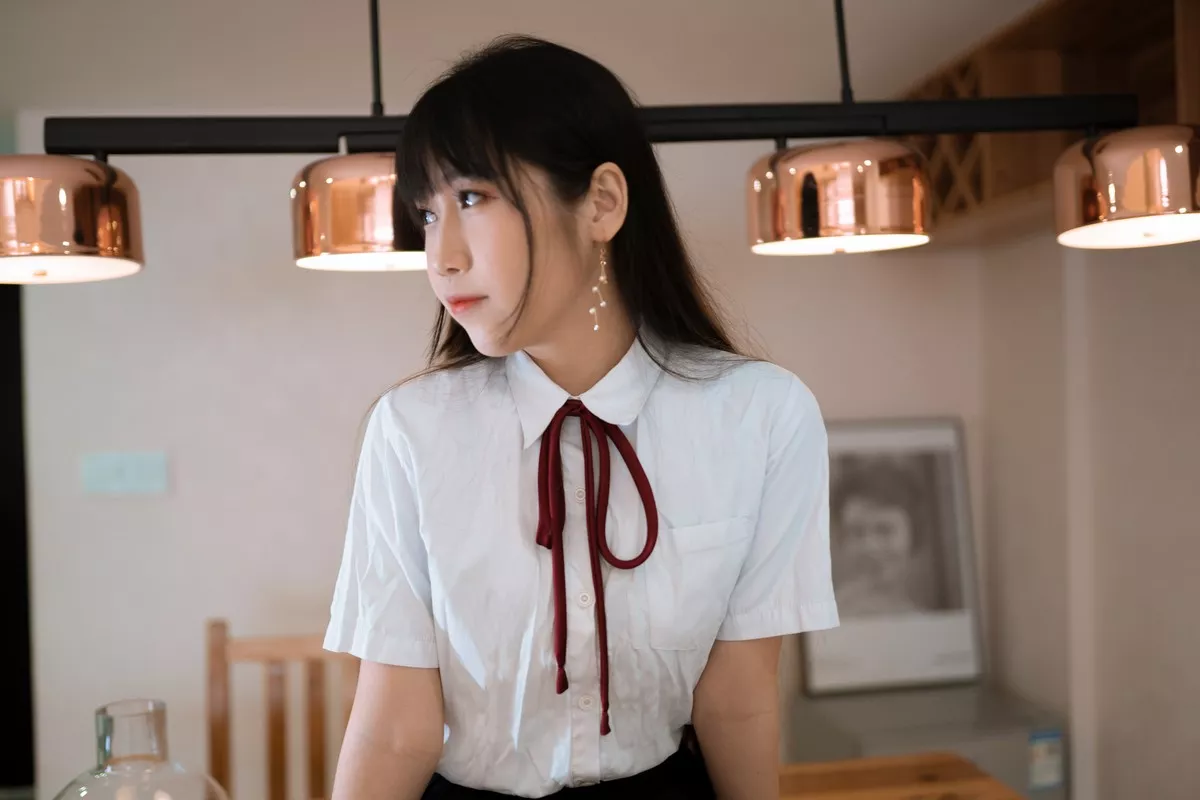 人气Coser不呆猫校服JK主题私房性感黑色短裙下超薄黑丝裤袜极致魅惑写真64P