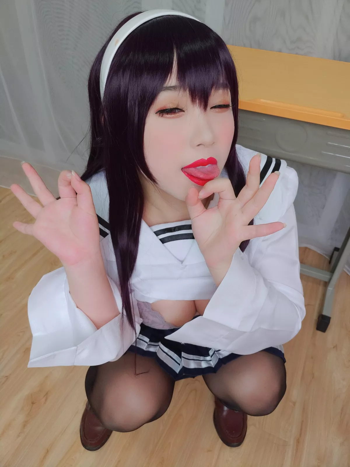 网络美女胡桃猫Kurumineko学姐主题私房脱性感学生制服露豪乳翘臀极致诱惑写真187P