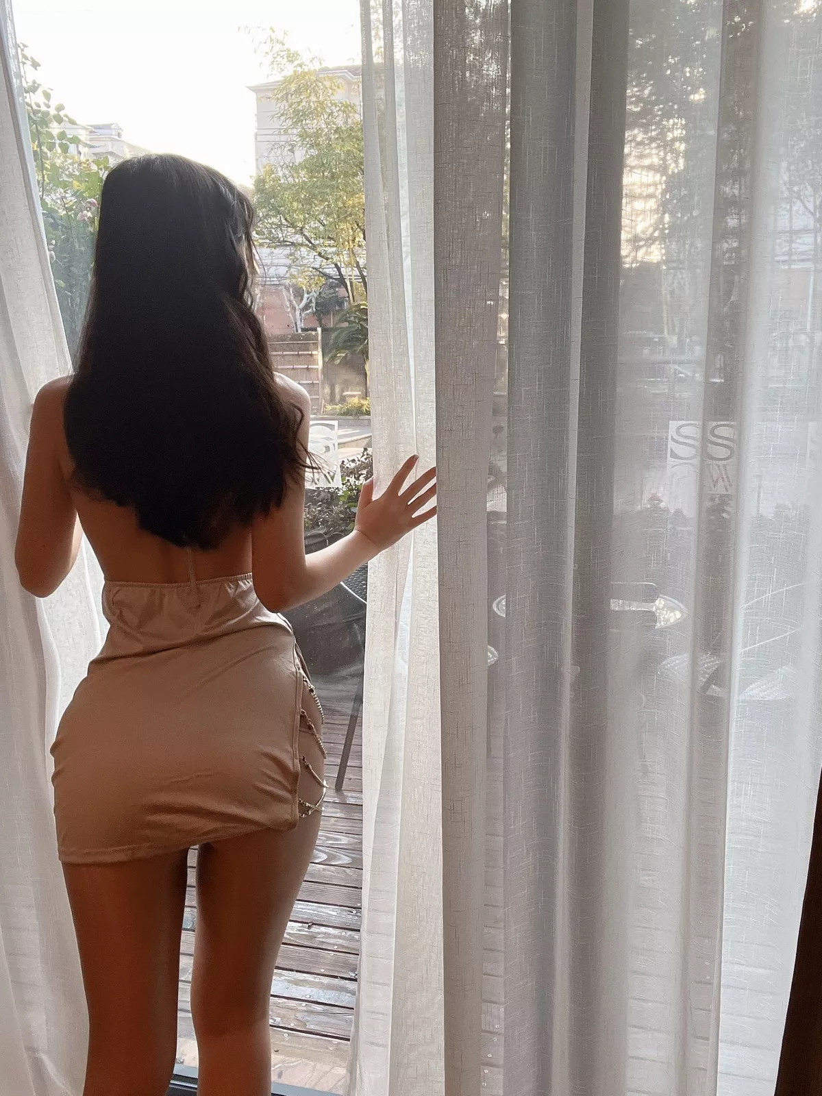 人气Coser不呆猫浴室人妻主题私房浴室性感服饰配超薄开档肉丝湿身诱惑写真42P