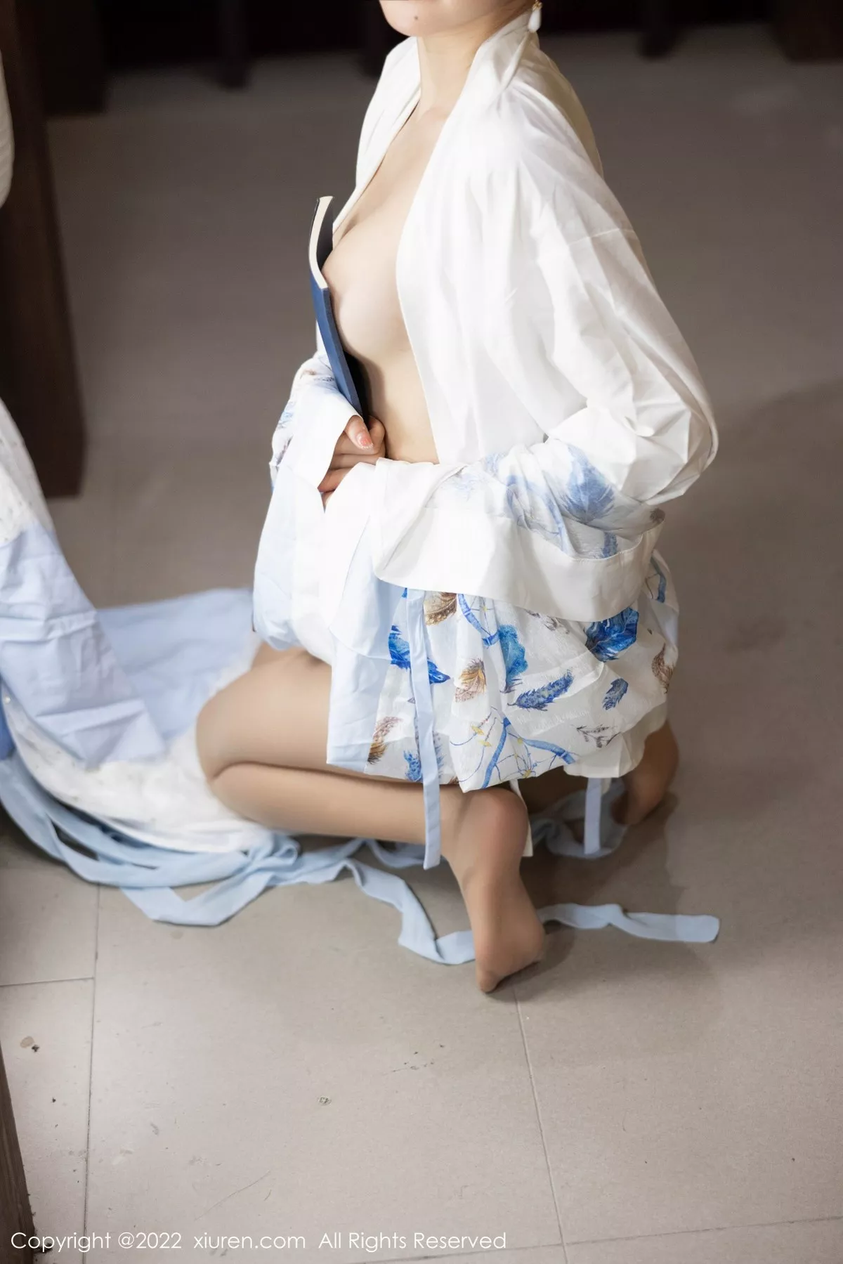XiuRen第5569期_女神绮里嘉ula私房日式风性感和服配超薄无内肉丝极致诱惑写真75P