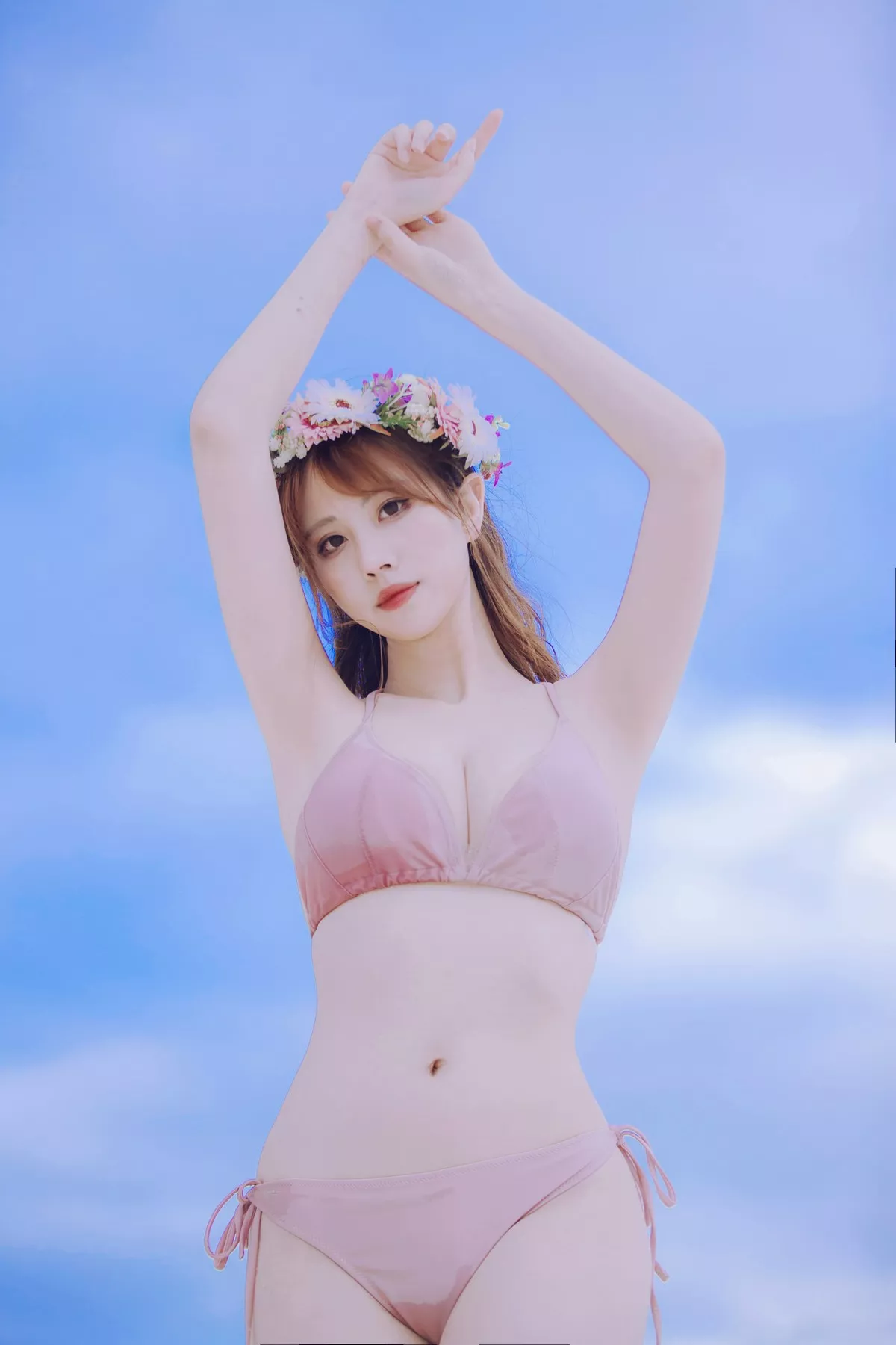 次元少女念雪ww白桃汽水主题户外沙滩性感粉色比基尼秀完美身材迷人诱惑写真42P