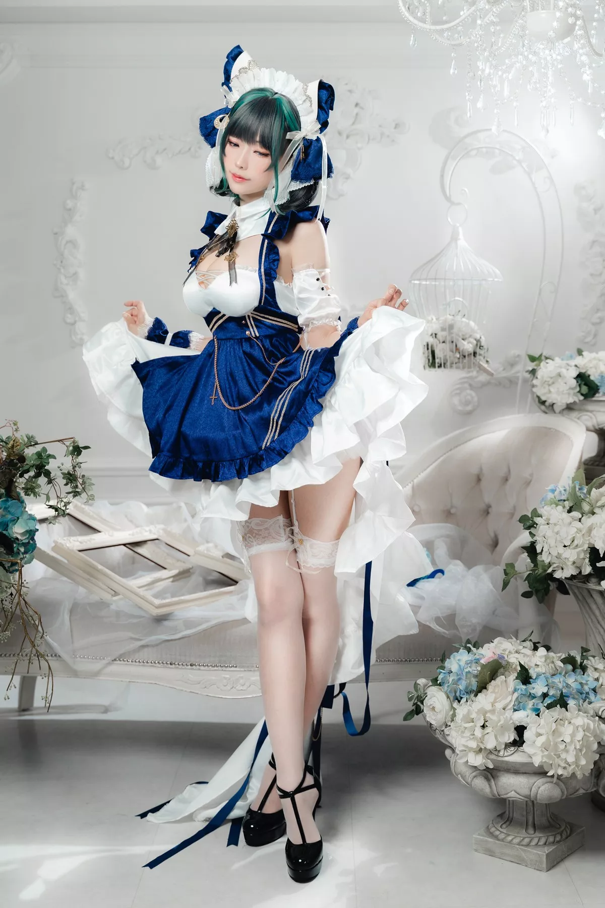 Coser妹子Ely_eee-Cheshire柴郡主题私房性感礼裙配白丝吊袜秀美腿诱惑写真70P