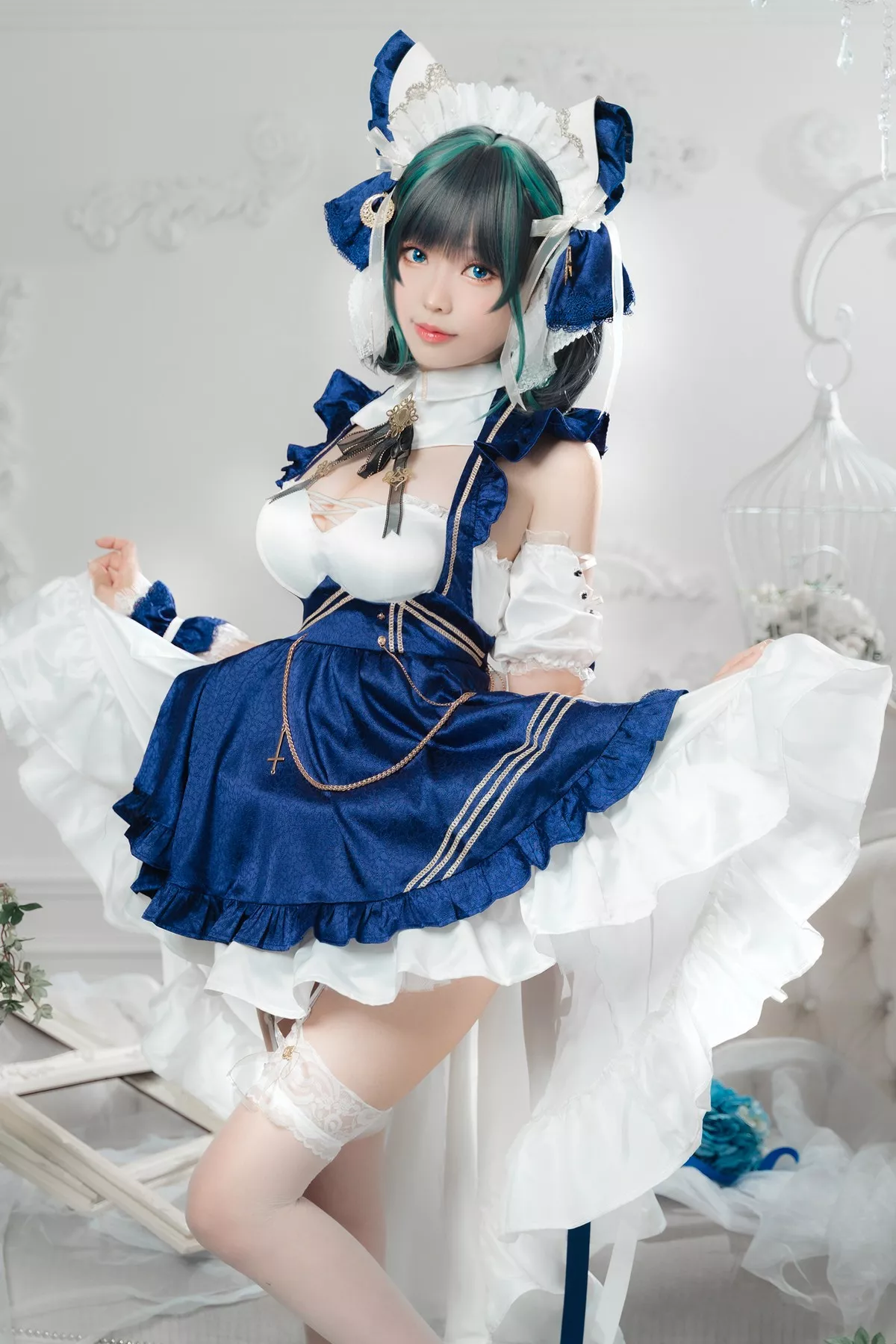 Coser妹子Ely_eee-Cheshire柴郡主题私房性感礼裙配白丝吊袜秀美腿诱惑写真70P