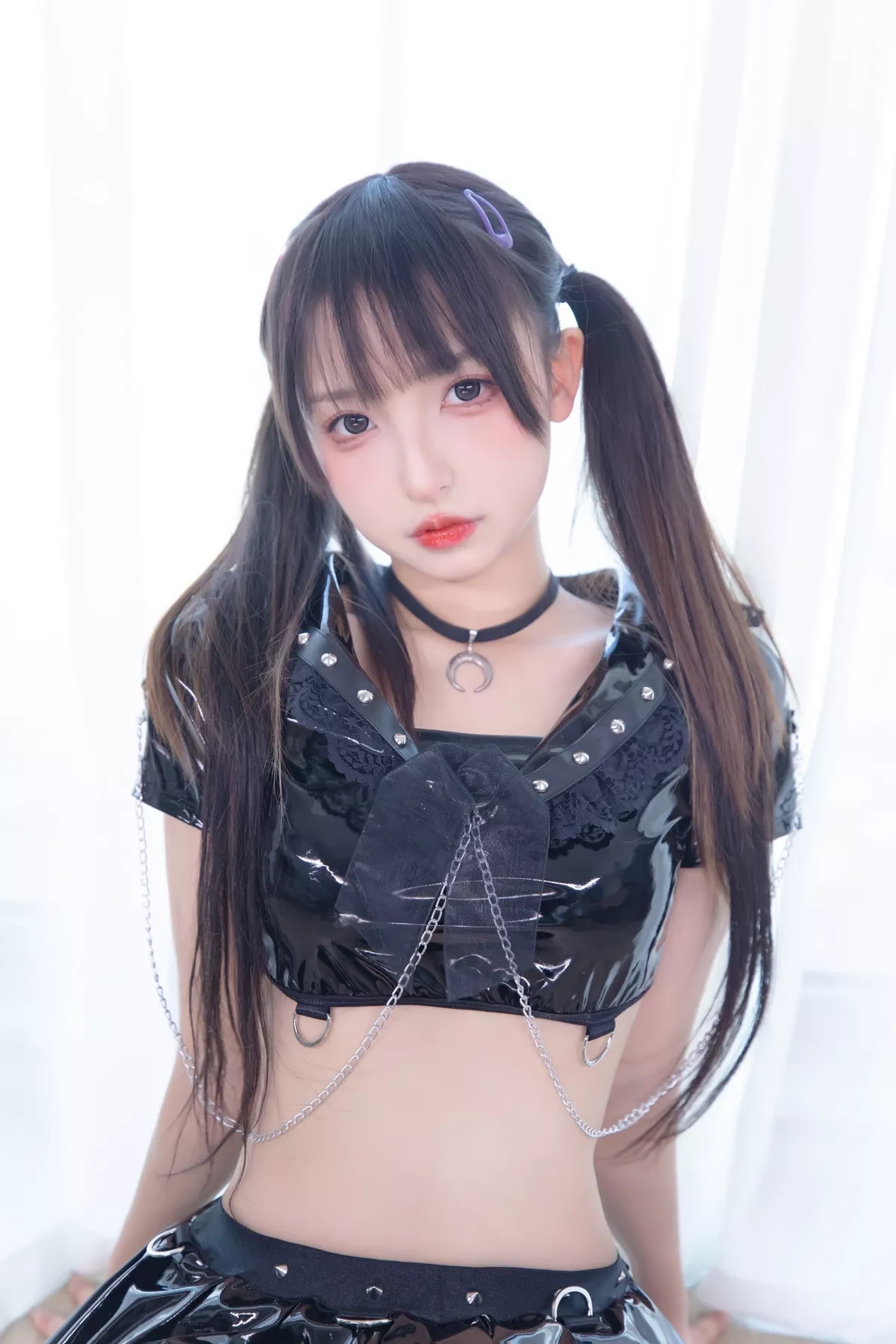 萝莉美女神楽坂真冬魔女的课后辅导主题私房性感黑色皮质套装配超薄黑丝诱惑写真75P