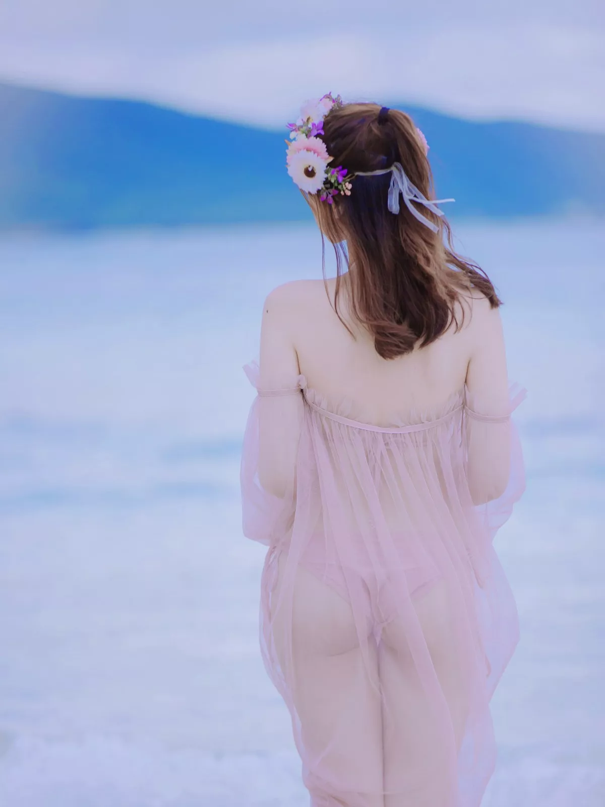 次元少女念雪ww白桃汽水主题户外沙滩性感粉色比基尼秀完美身材迷人诱惑写真42P
