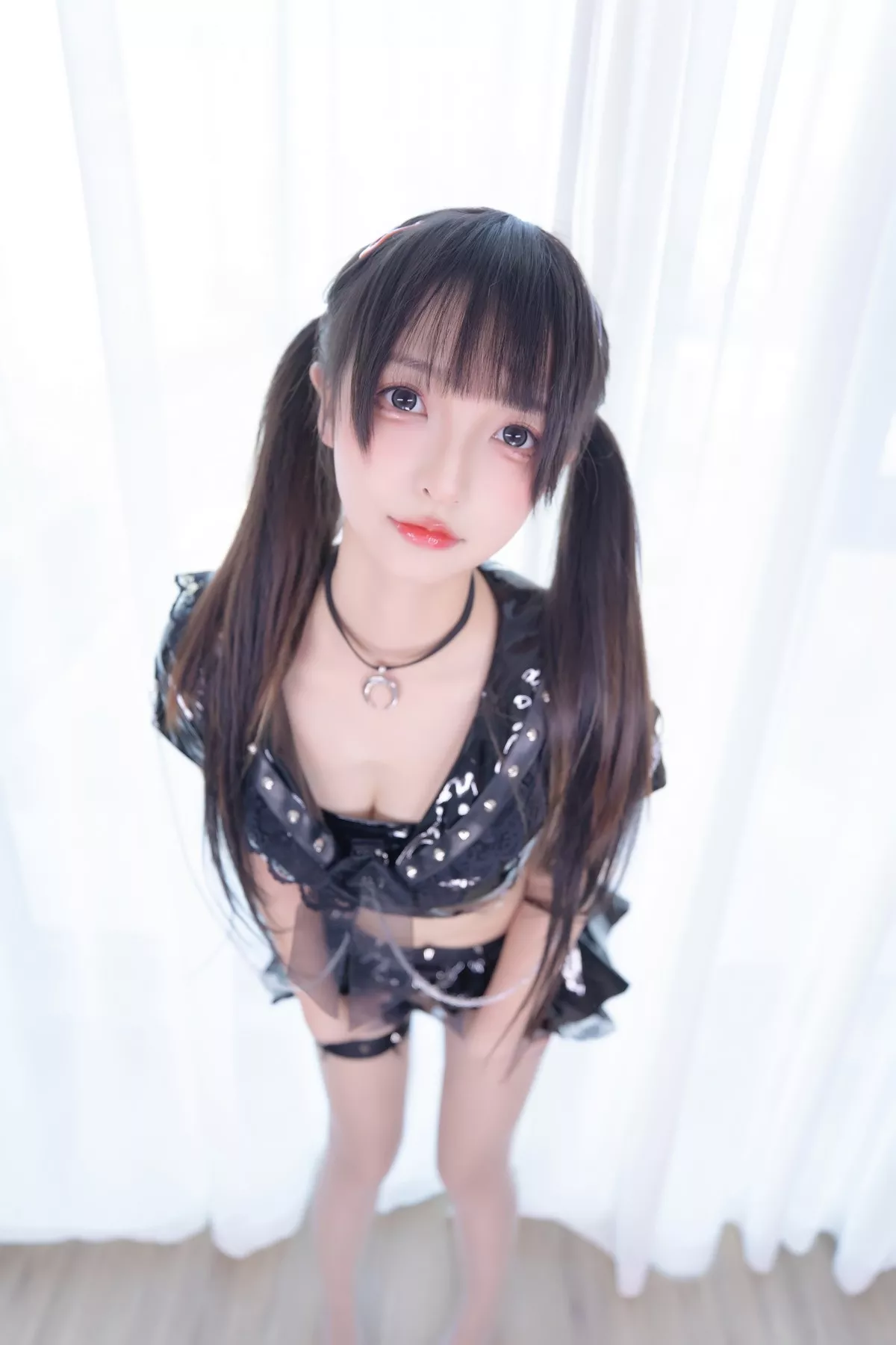 萝莉美女神楽坂真冬魔女的课后辅导主题私房性感黑色皮质套装配超薄黑丝诱惑写真75P