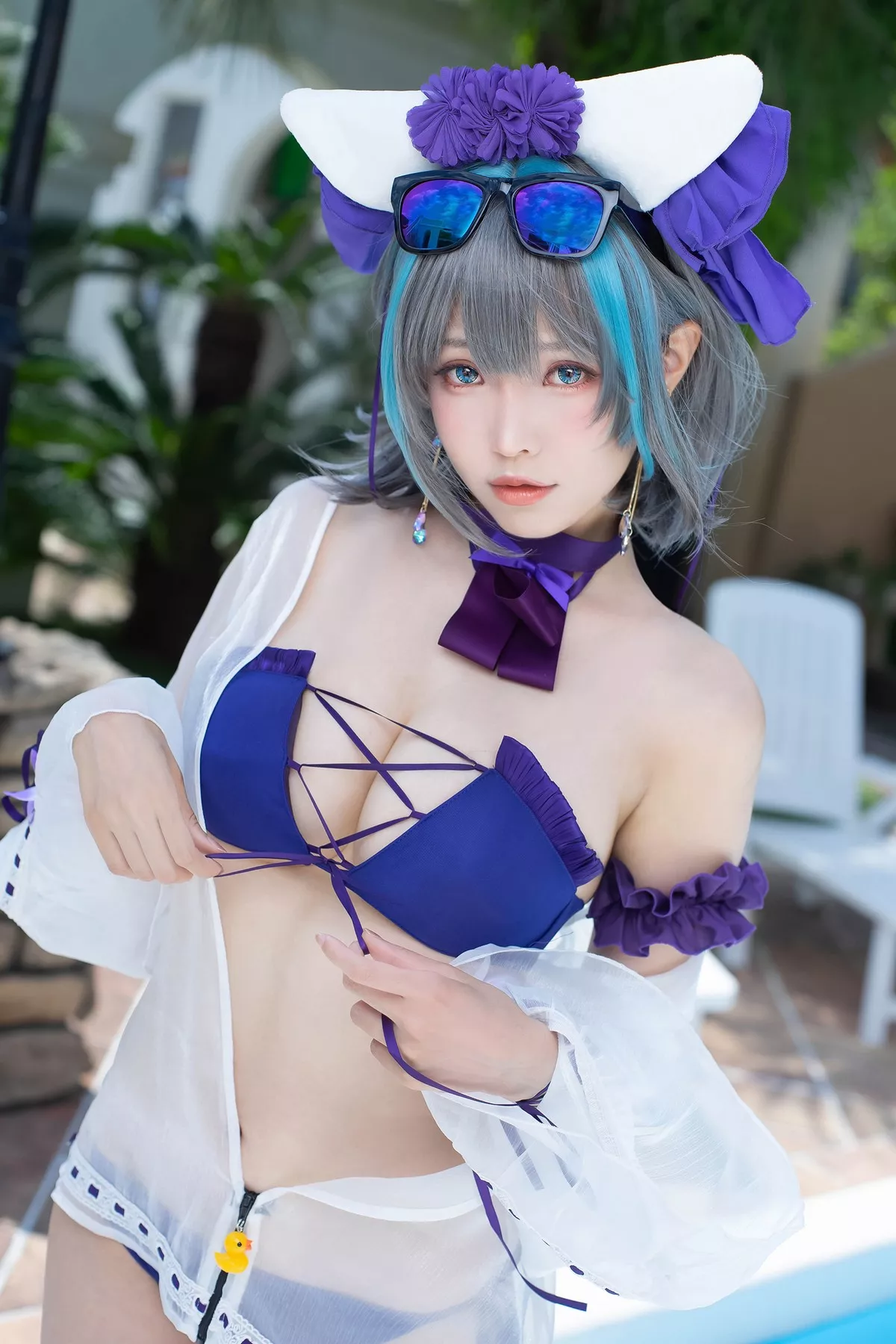 Coser妹子Ely_eee-Cheshire柴郡主题私房性感礼裙配白丝吊袜秀美腿诱惑写真70P
