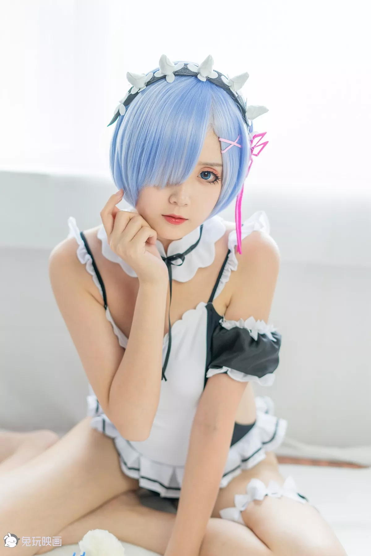 Coser美女Akisoso秋楚楚蕾姆夏日泳装主题私房性感连体泳装秀完美身材诱惑写真46P