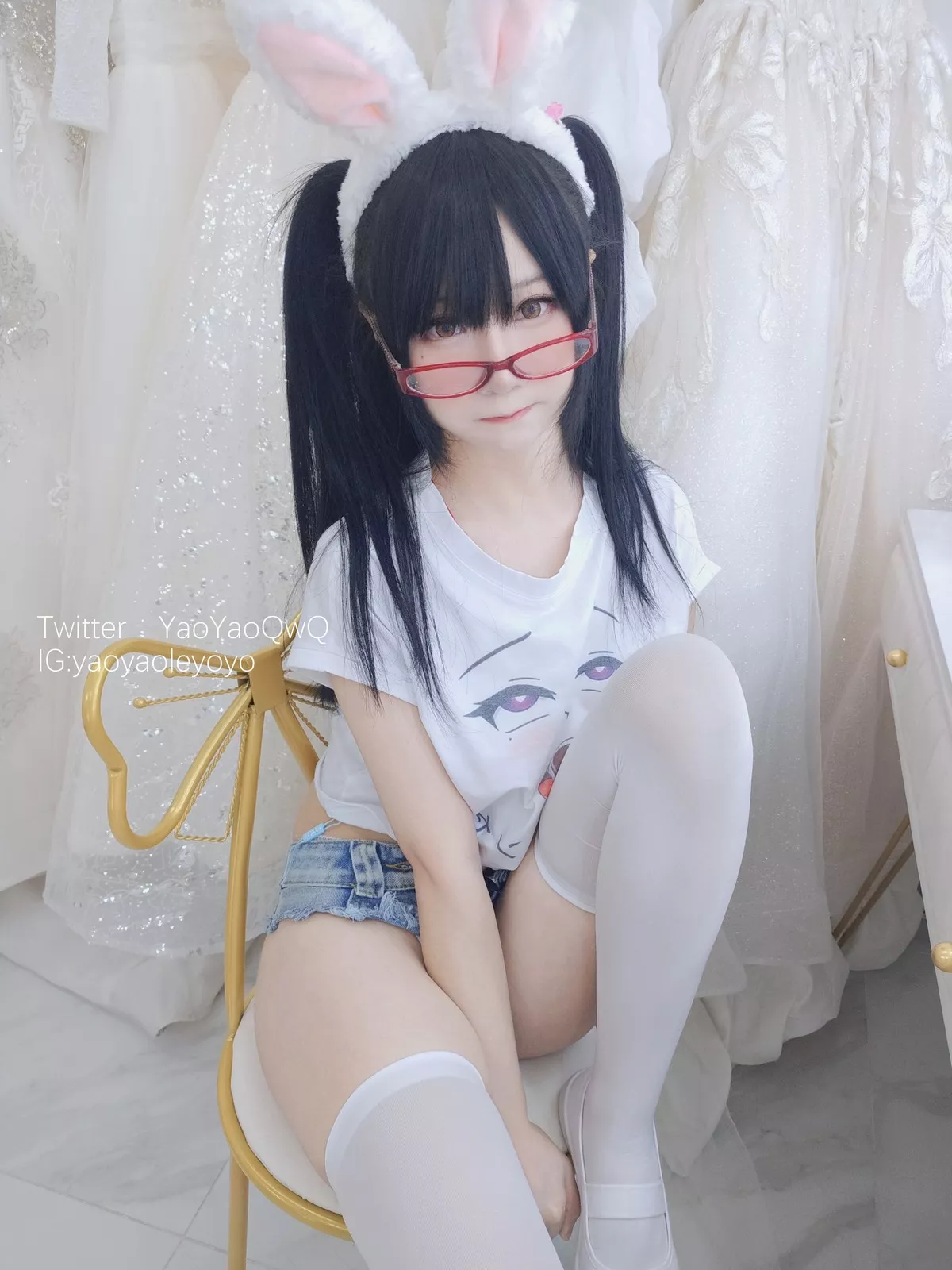 网络美女软妹摇摇乐一只小兔子主题私房两套性感兔女郎服饰秀翘臀美腿诱惑写真94P