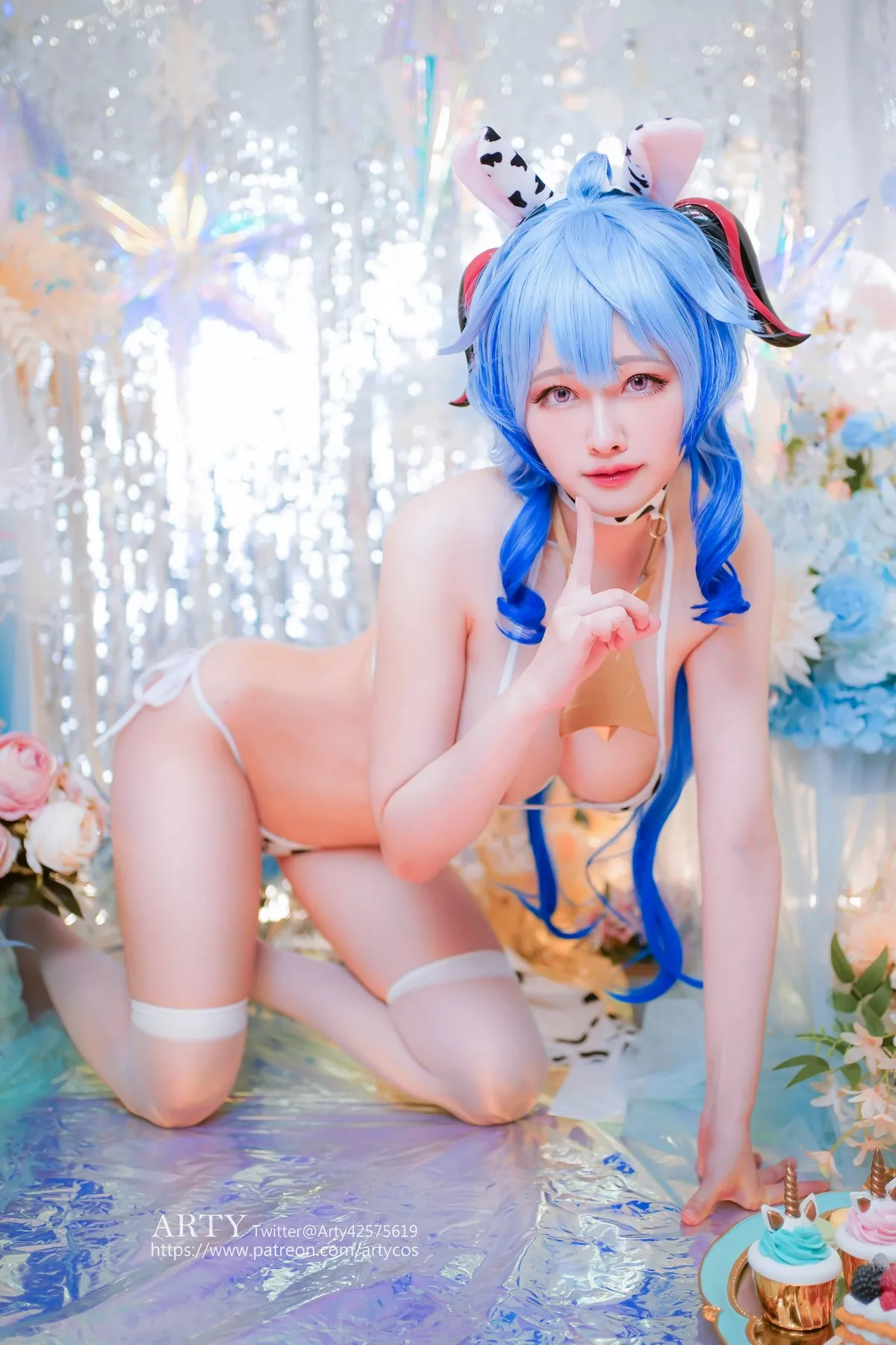 Coser妹子Arty Huang-Genshin Ganyu主题私房性感紫色连体衣秀丰满身材诱惑写真57P